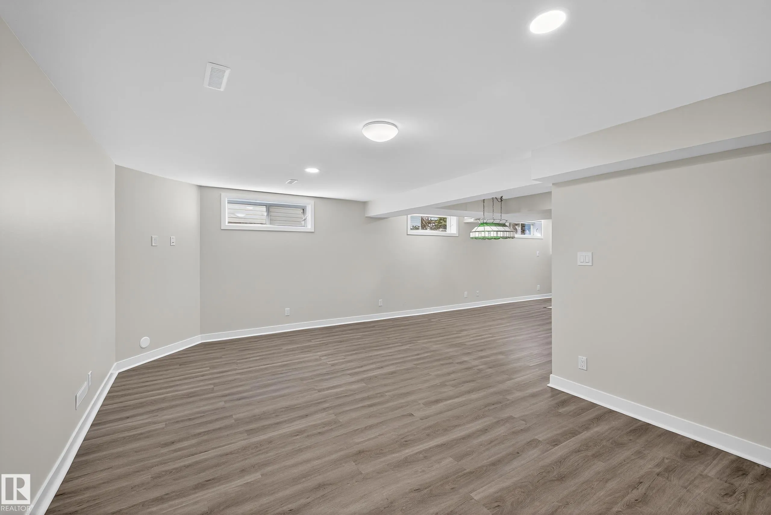 47 RIDGEMONT Way