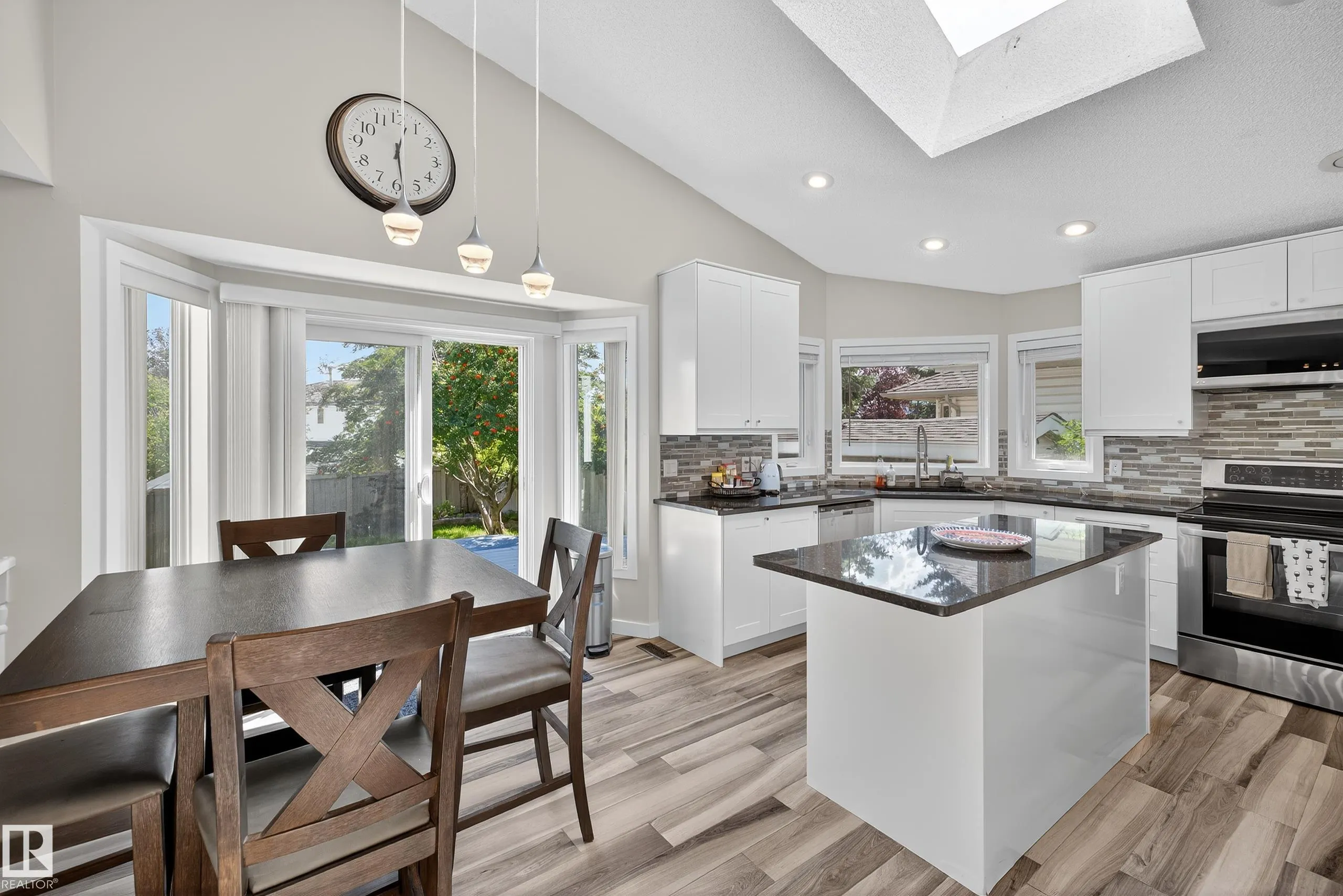 47 RIDGEMONT Way
