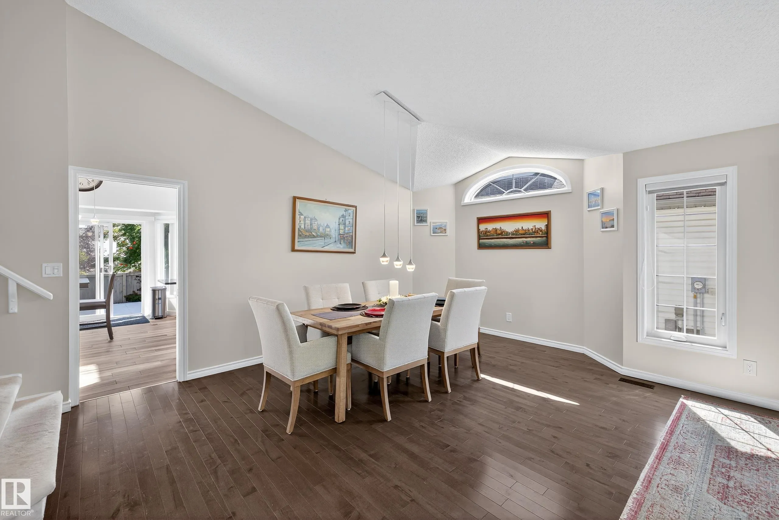 47 RIDGEMONT Way
