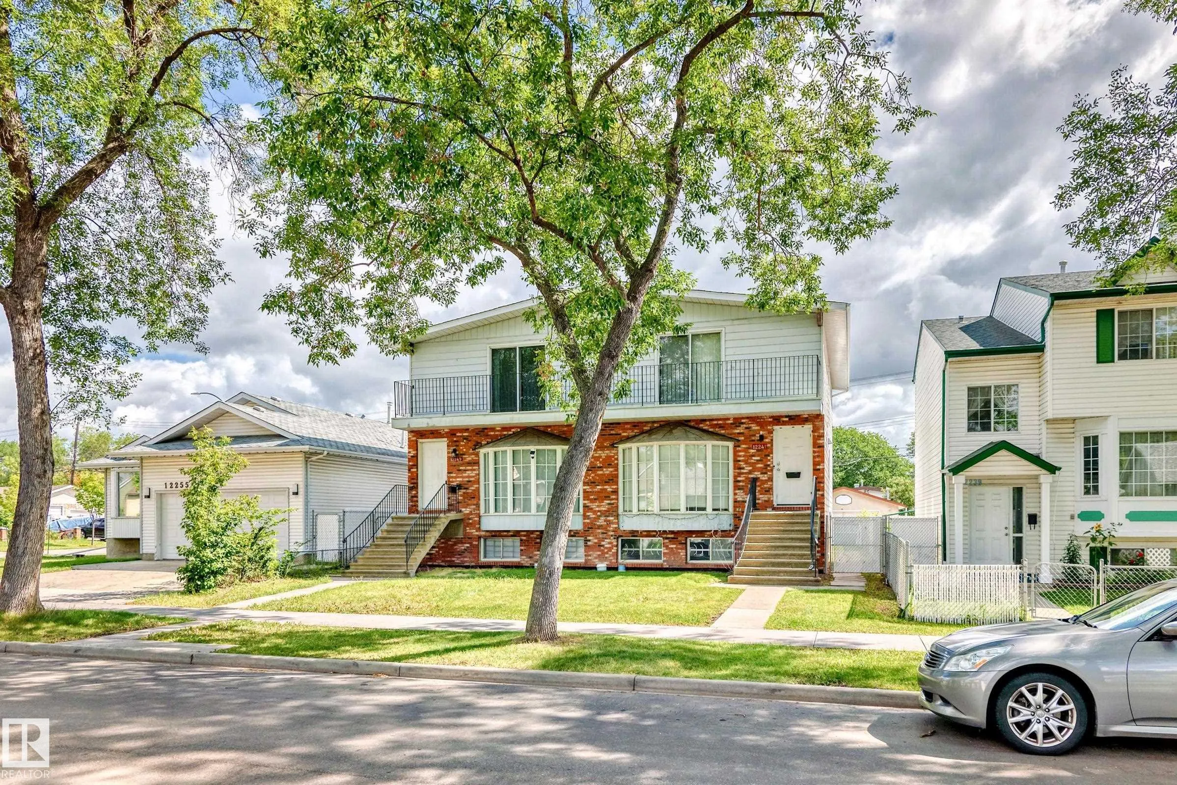 12247 12249 91 Street