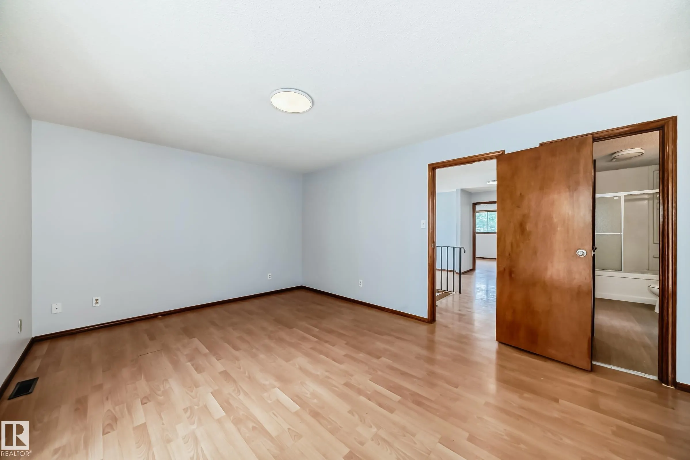 12247 12249 91 Street
