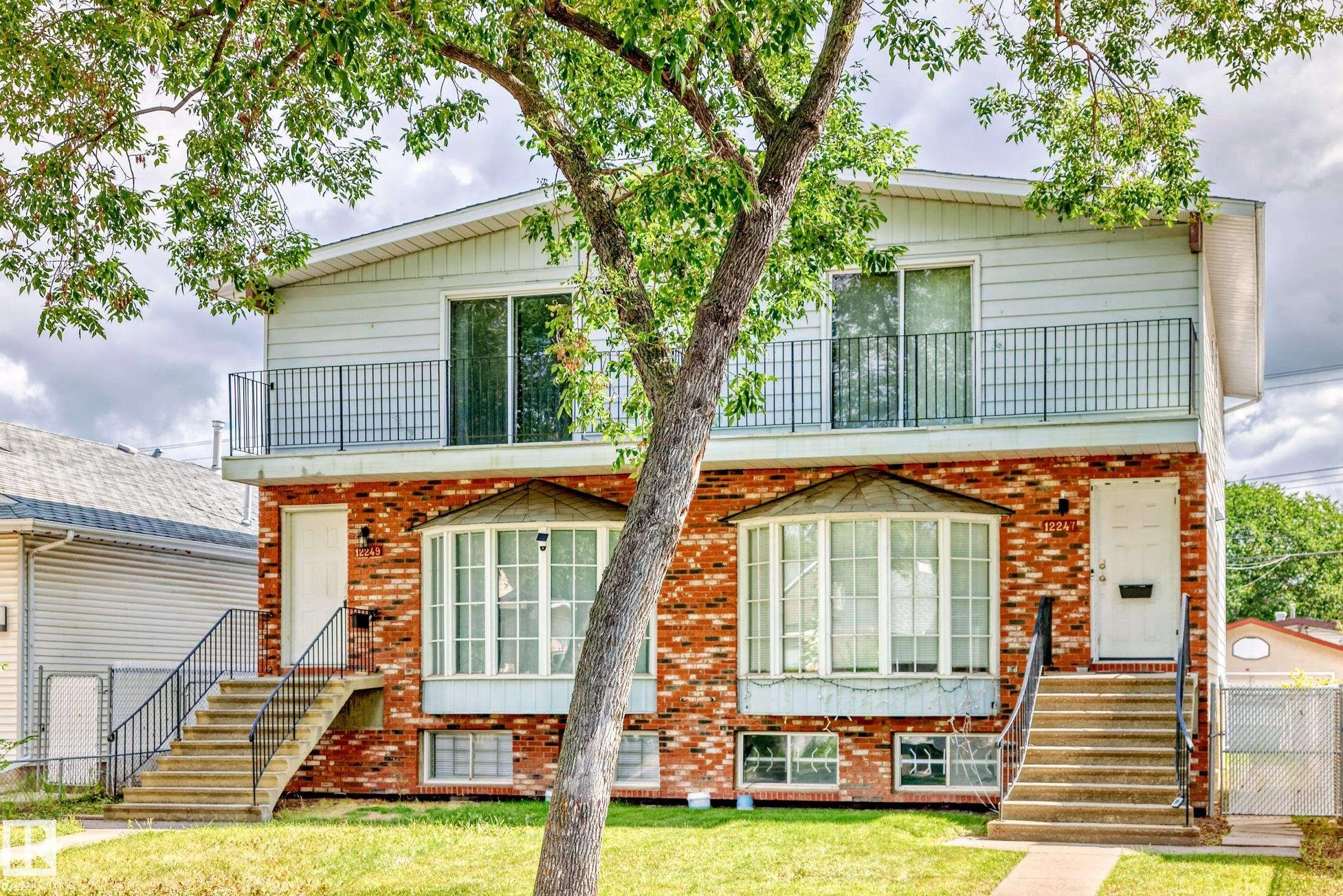 12247 12249 91 Street