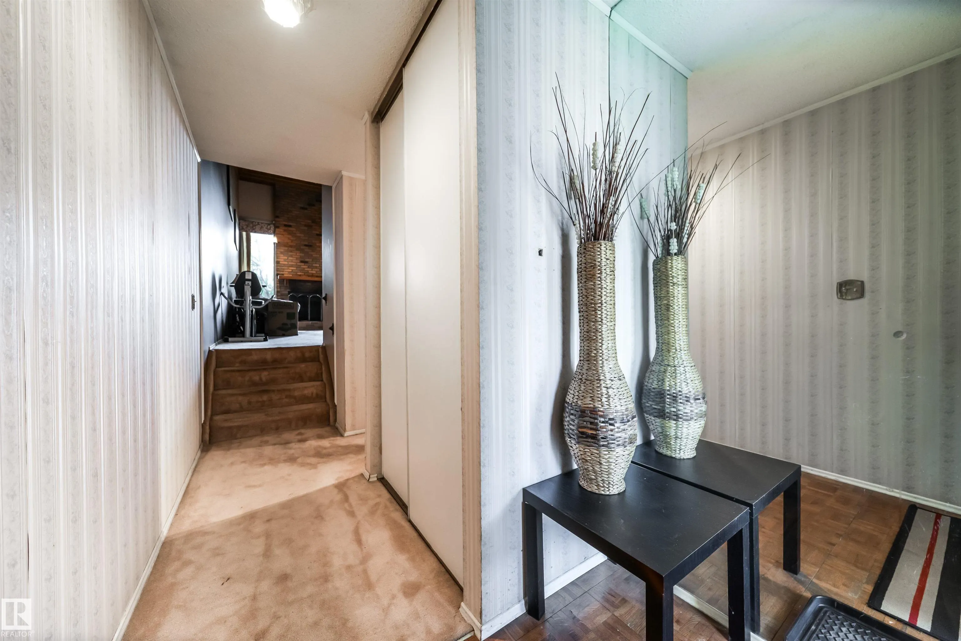 18111 76 Avenue