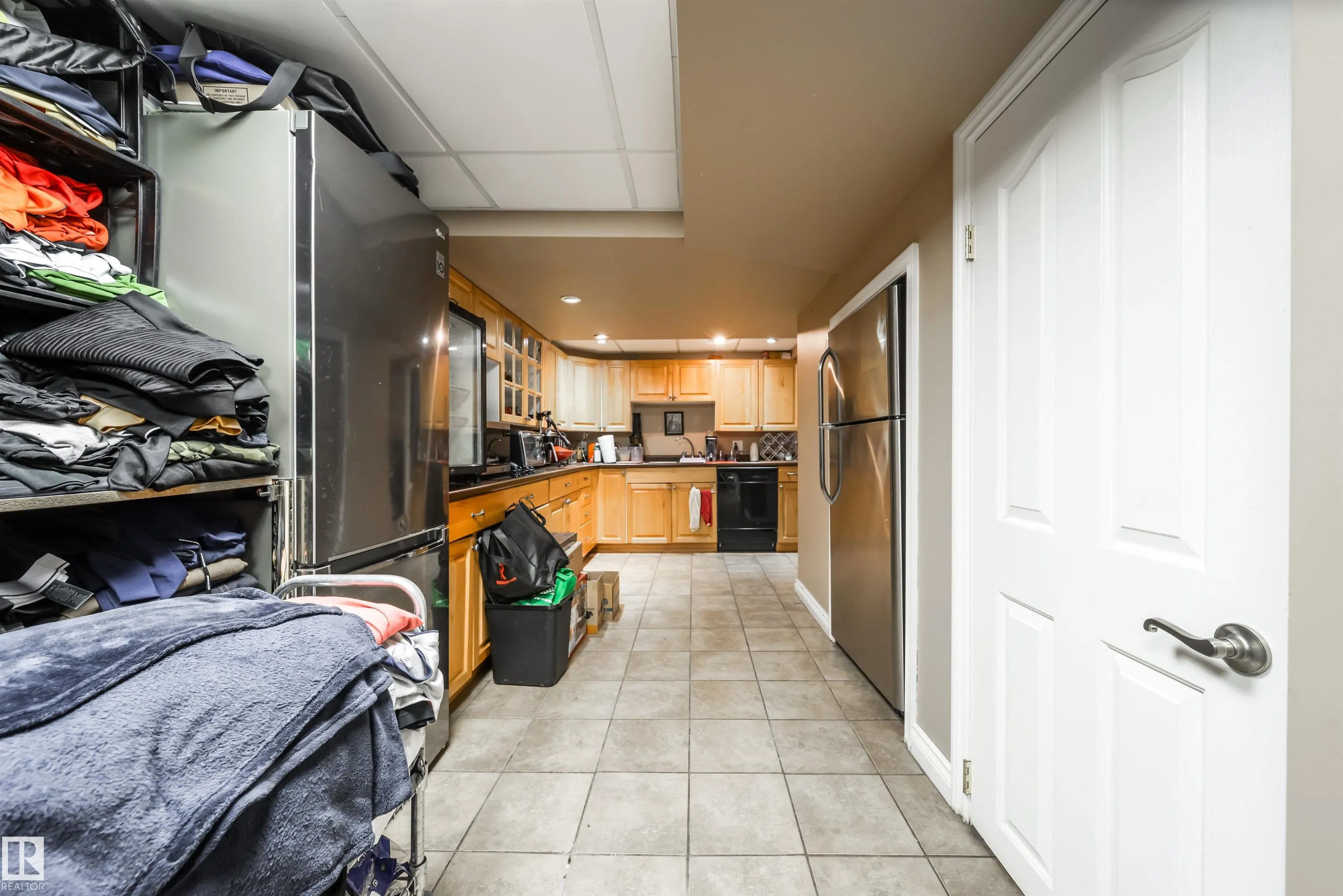 18111 76 Avenue