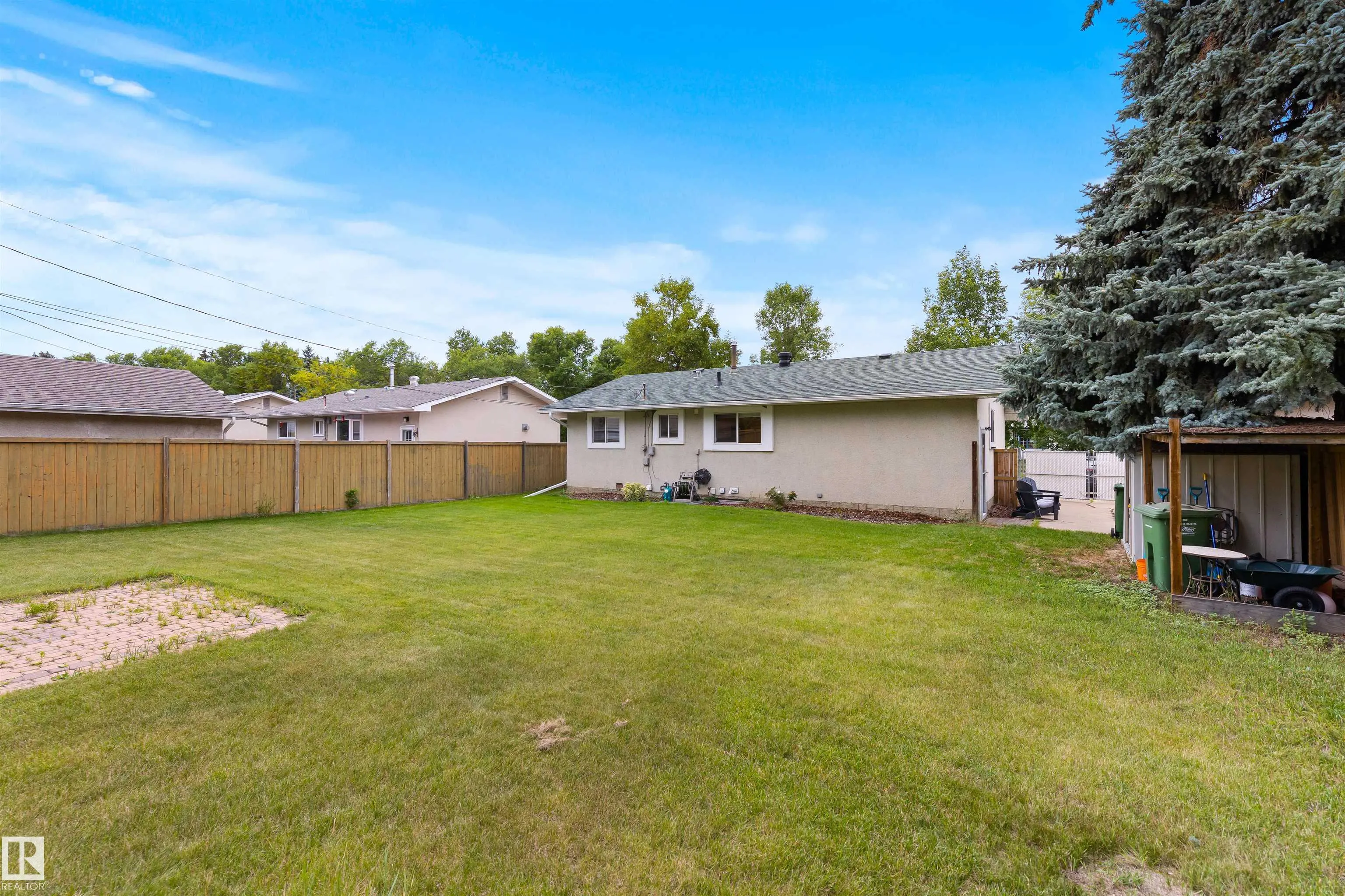 35 STANLEY Drive