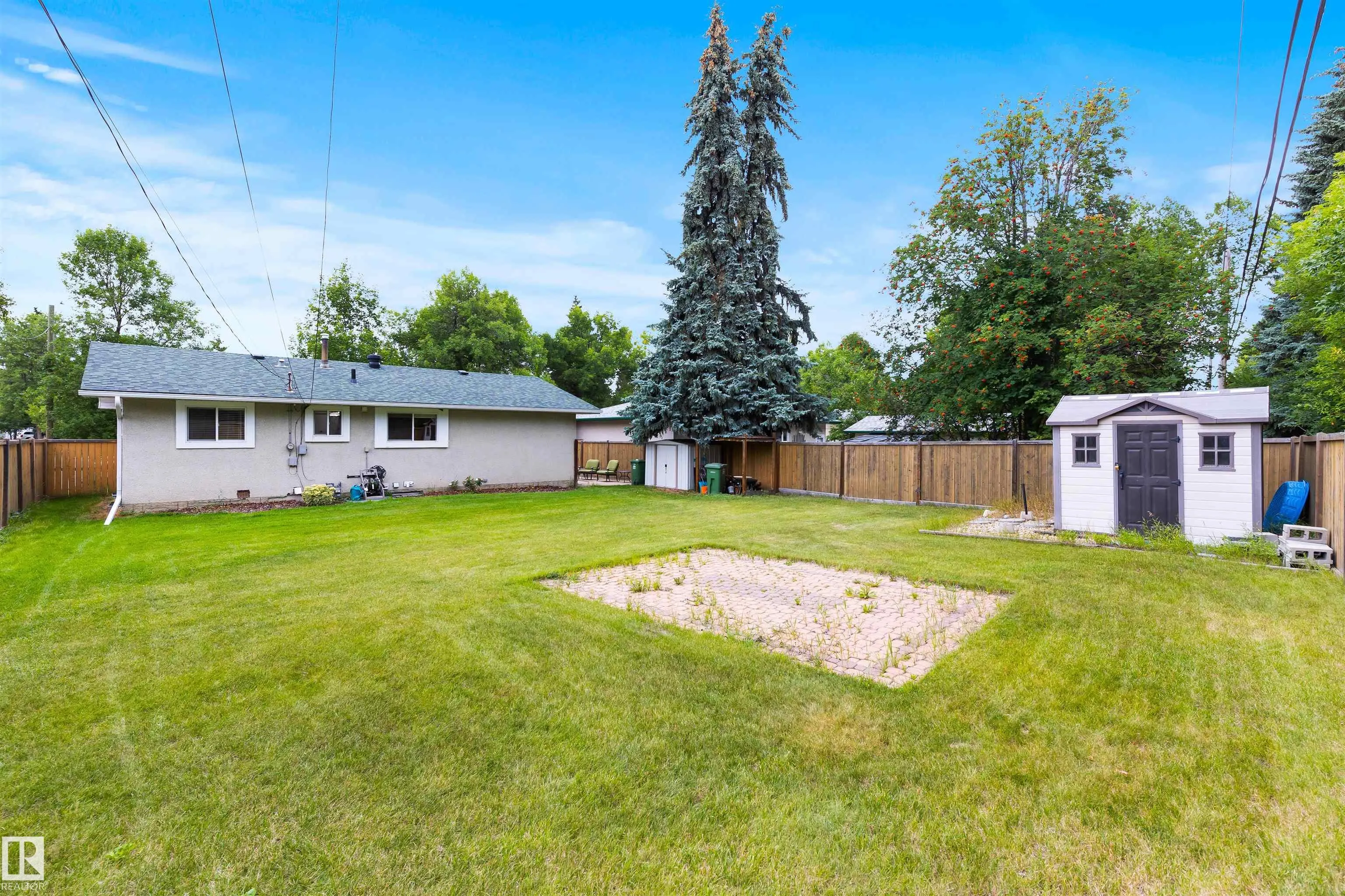 35 STANLEY Drive