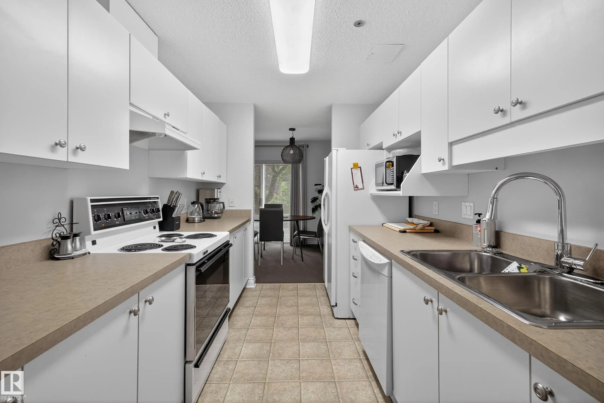 10130 114 Street