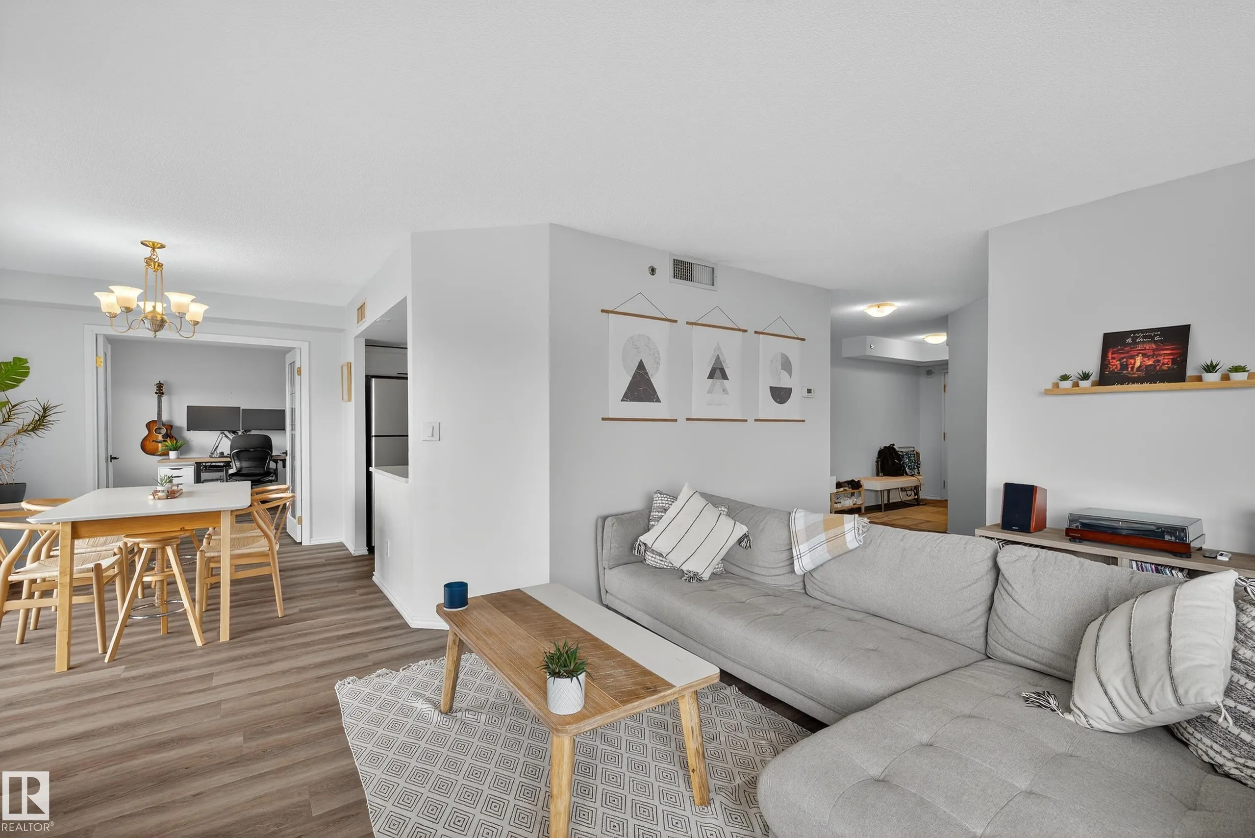 10130 114 Street