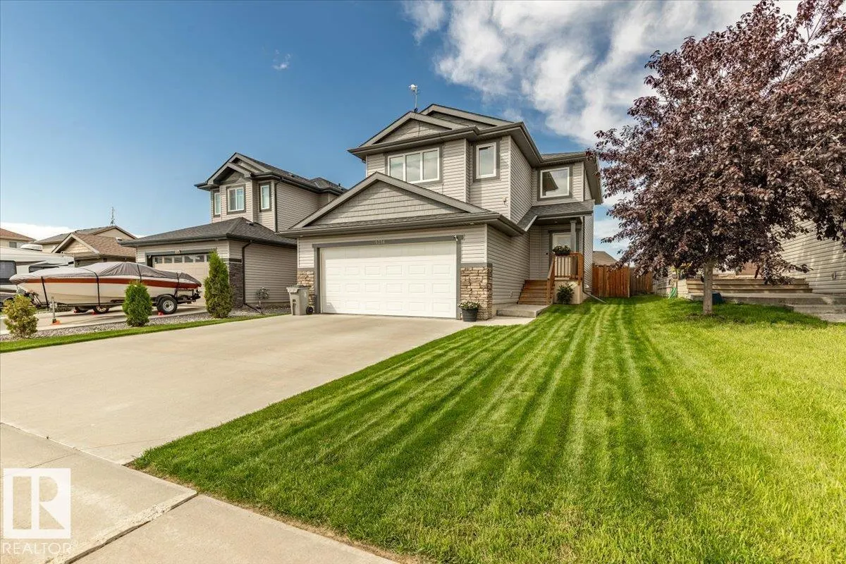 5236 47 Ave