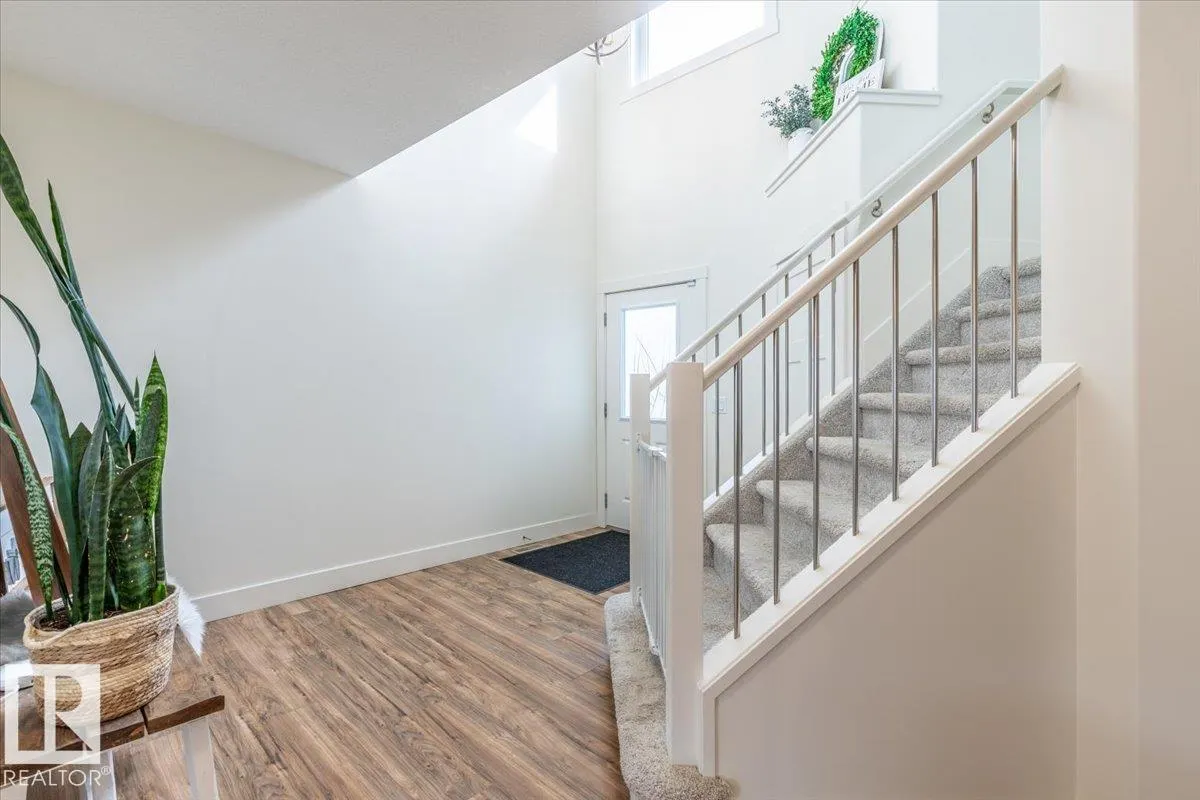 5236 47 Ave