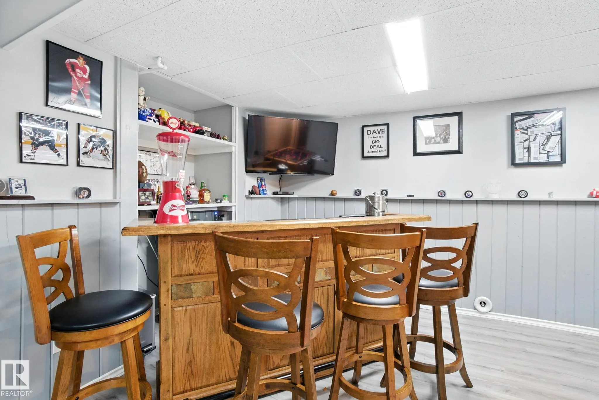 288 ORMSBY Road
