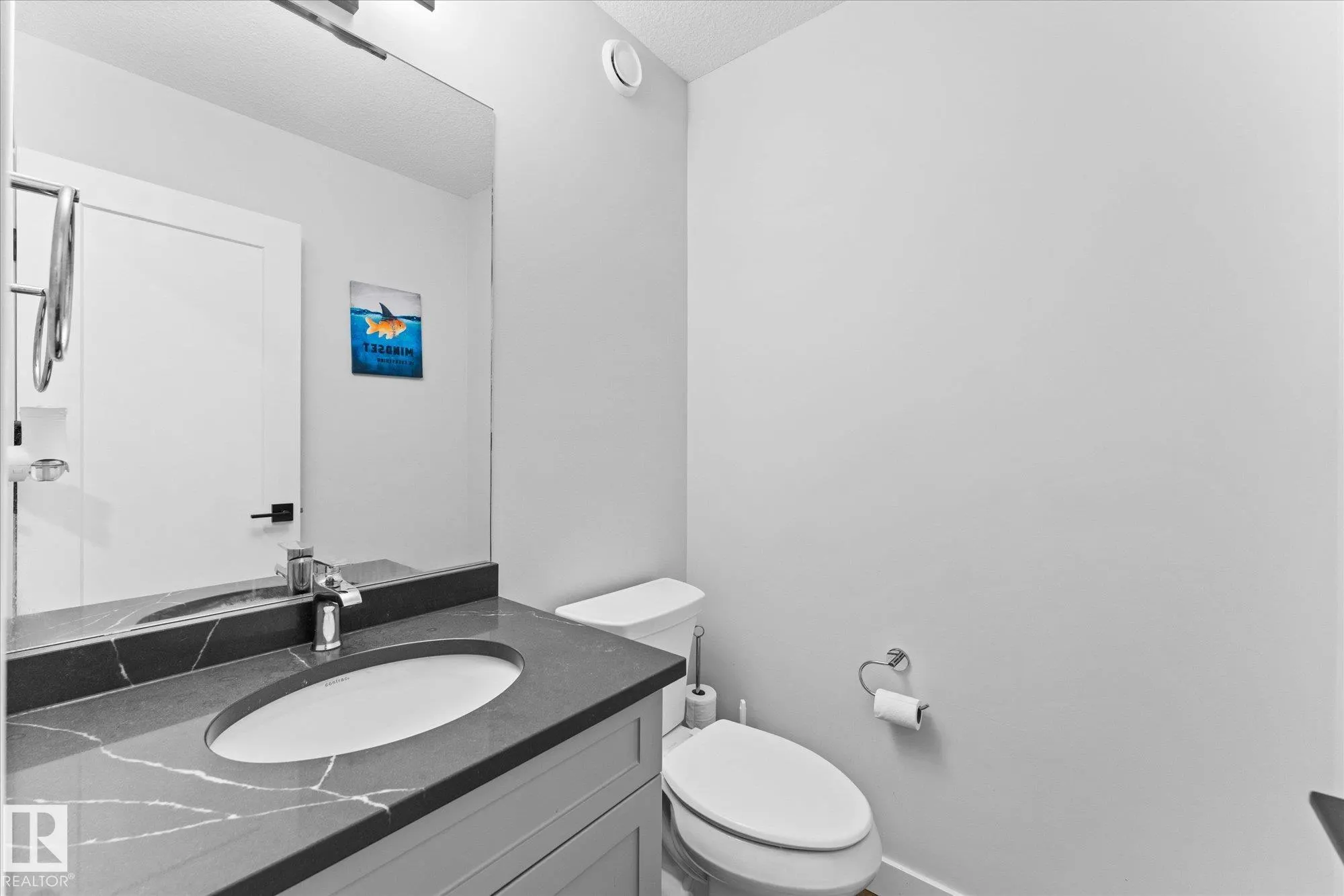 15 WOODSMERE Close