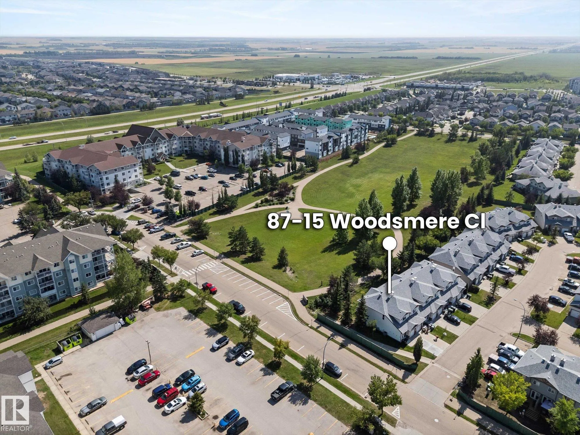 15 WOODSMERE Close