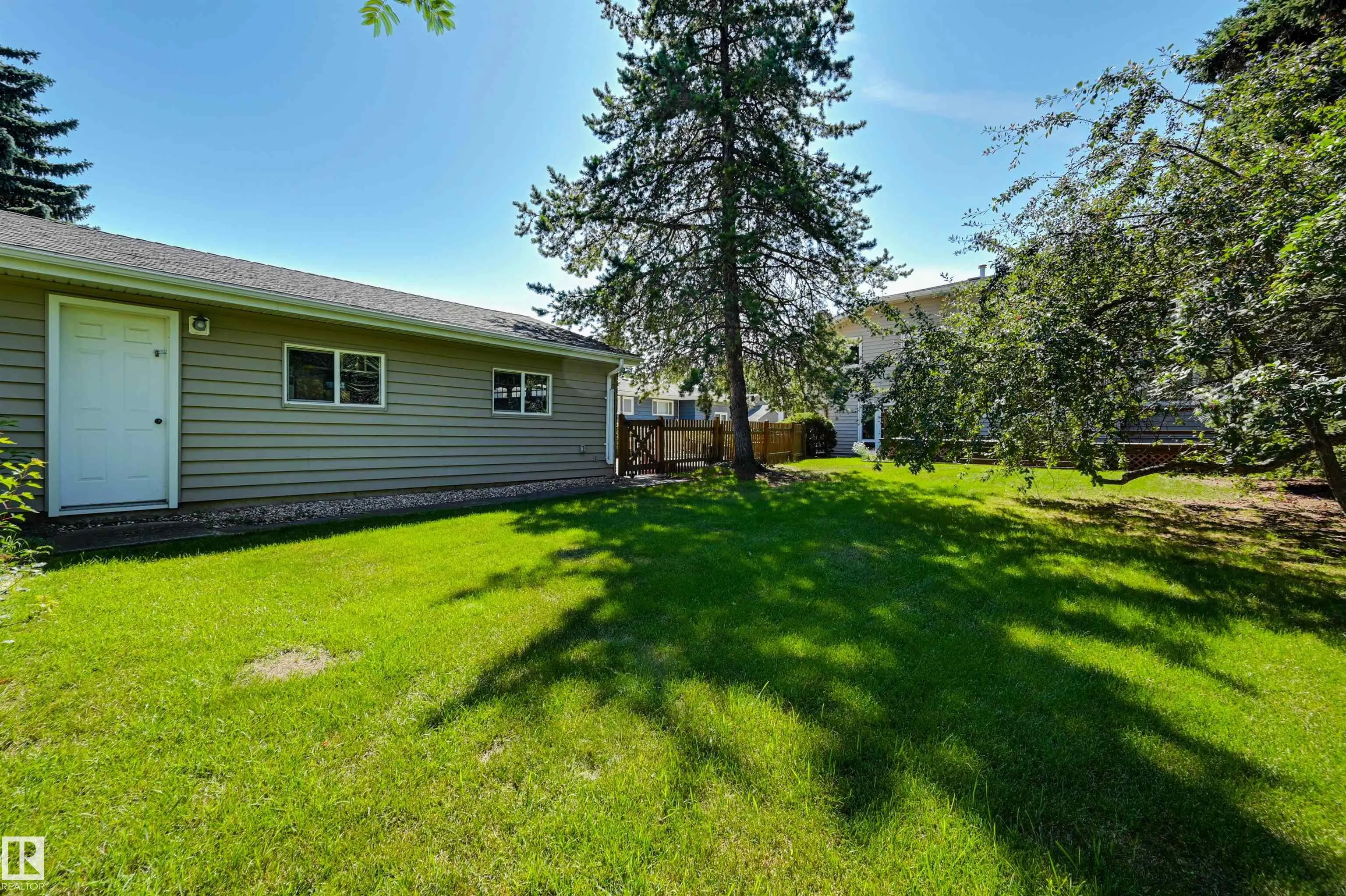 24 QUESNELL Road