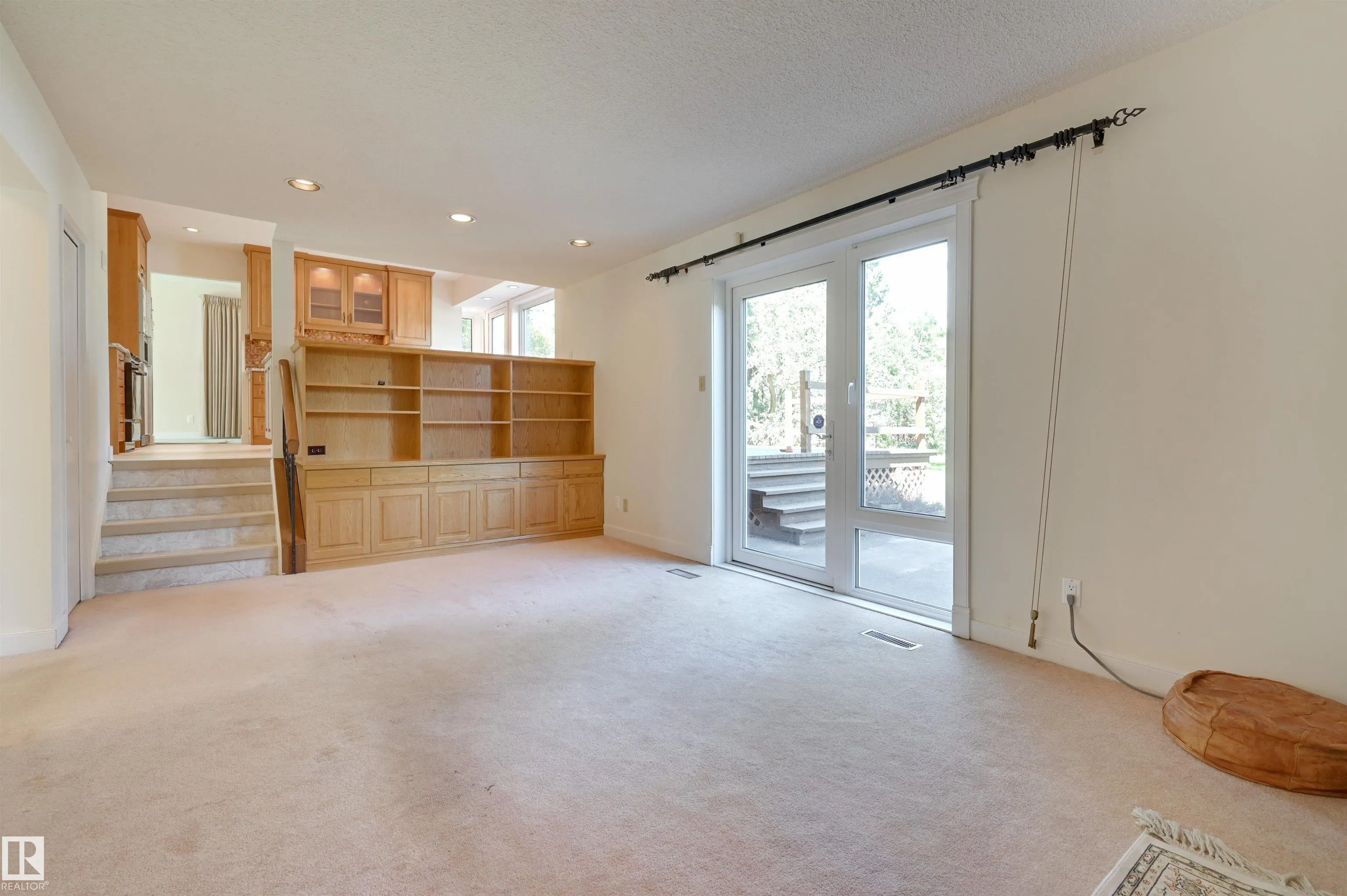 24 QUESNELL Road