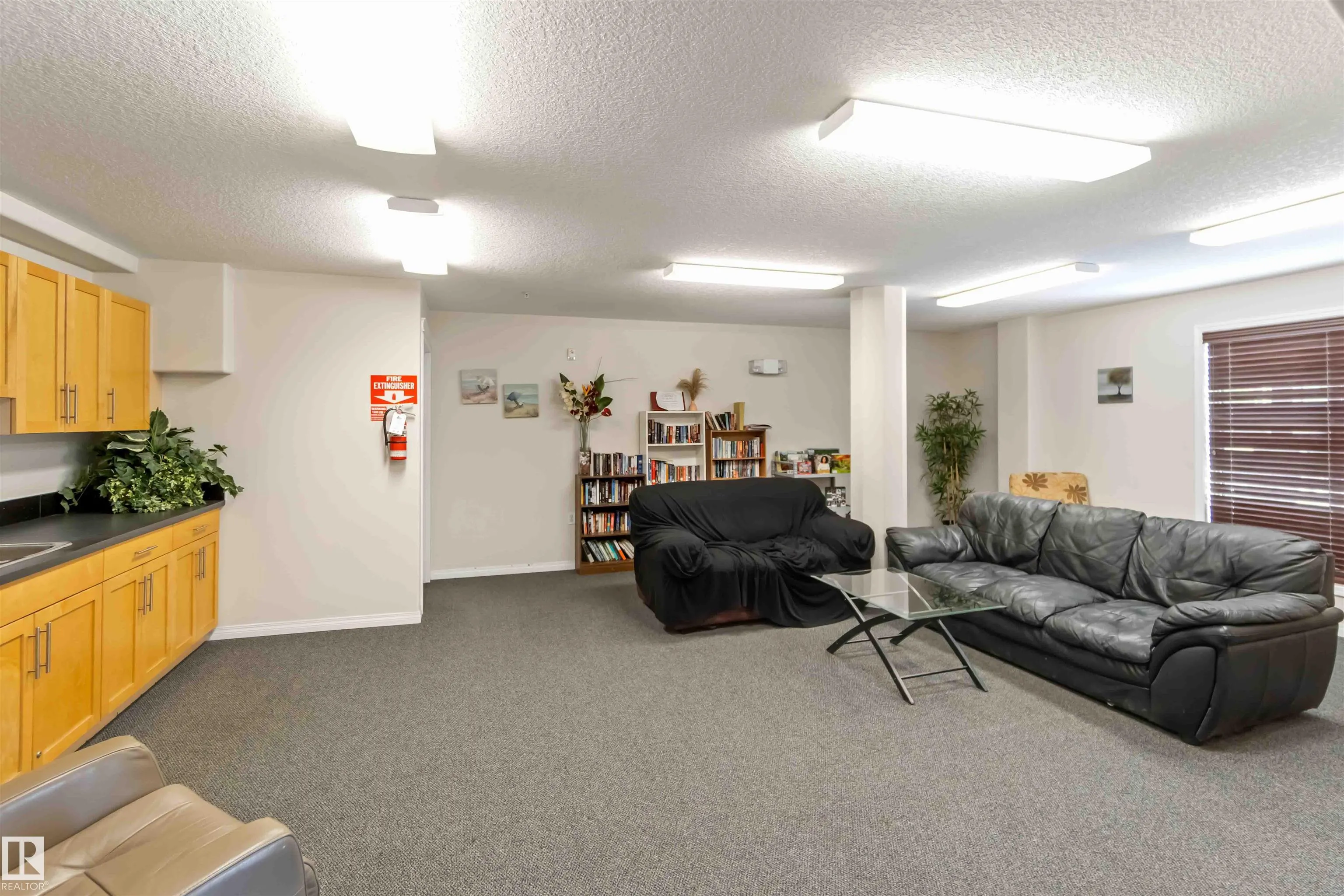 300 SPRUCE RIDGE Road