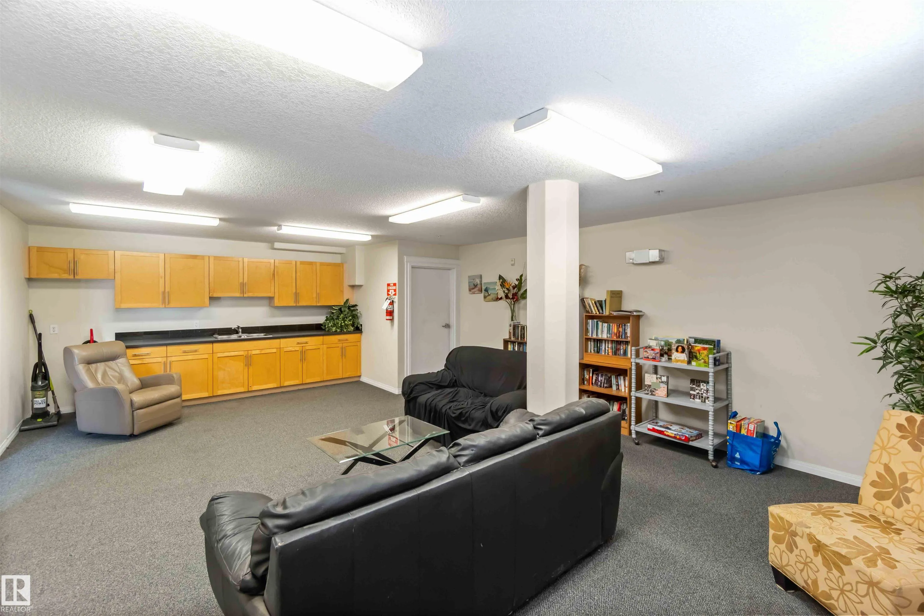 300 SPRUCE RIDGE Road