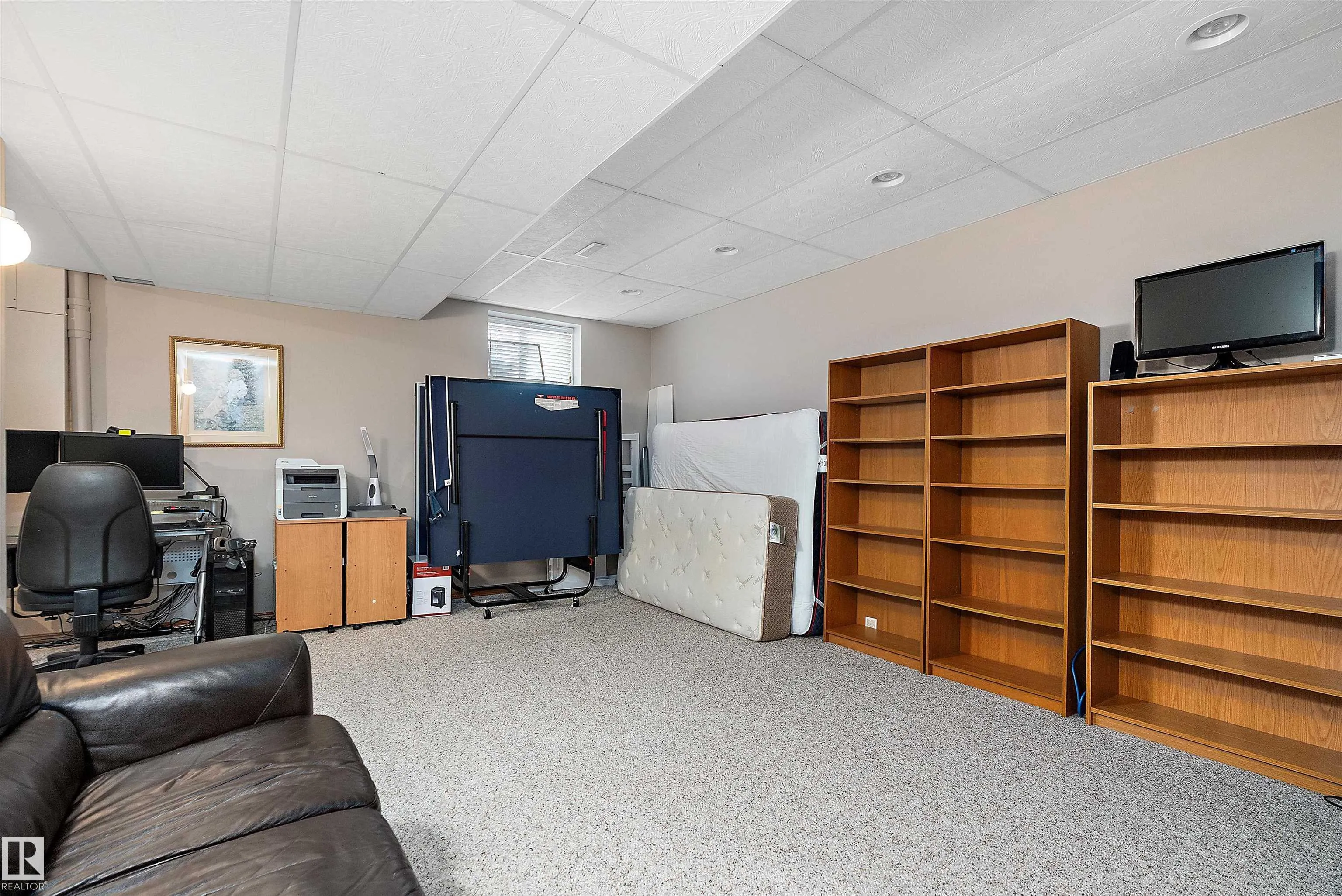 12 BIRCHWOOD Close
