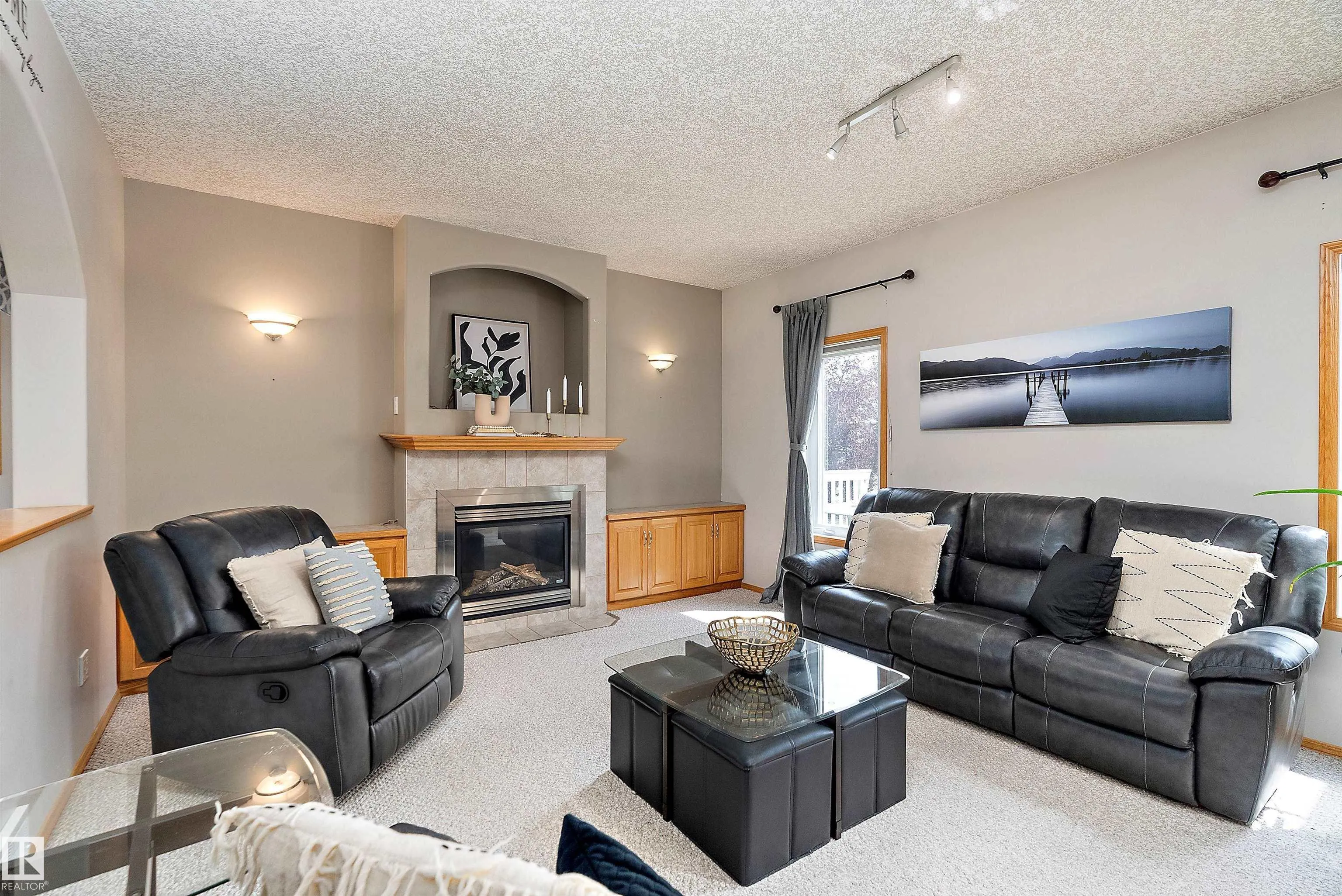 12 BIRCHWOOD Close