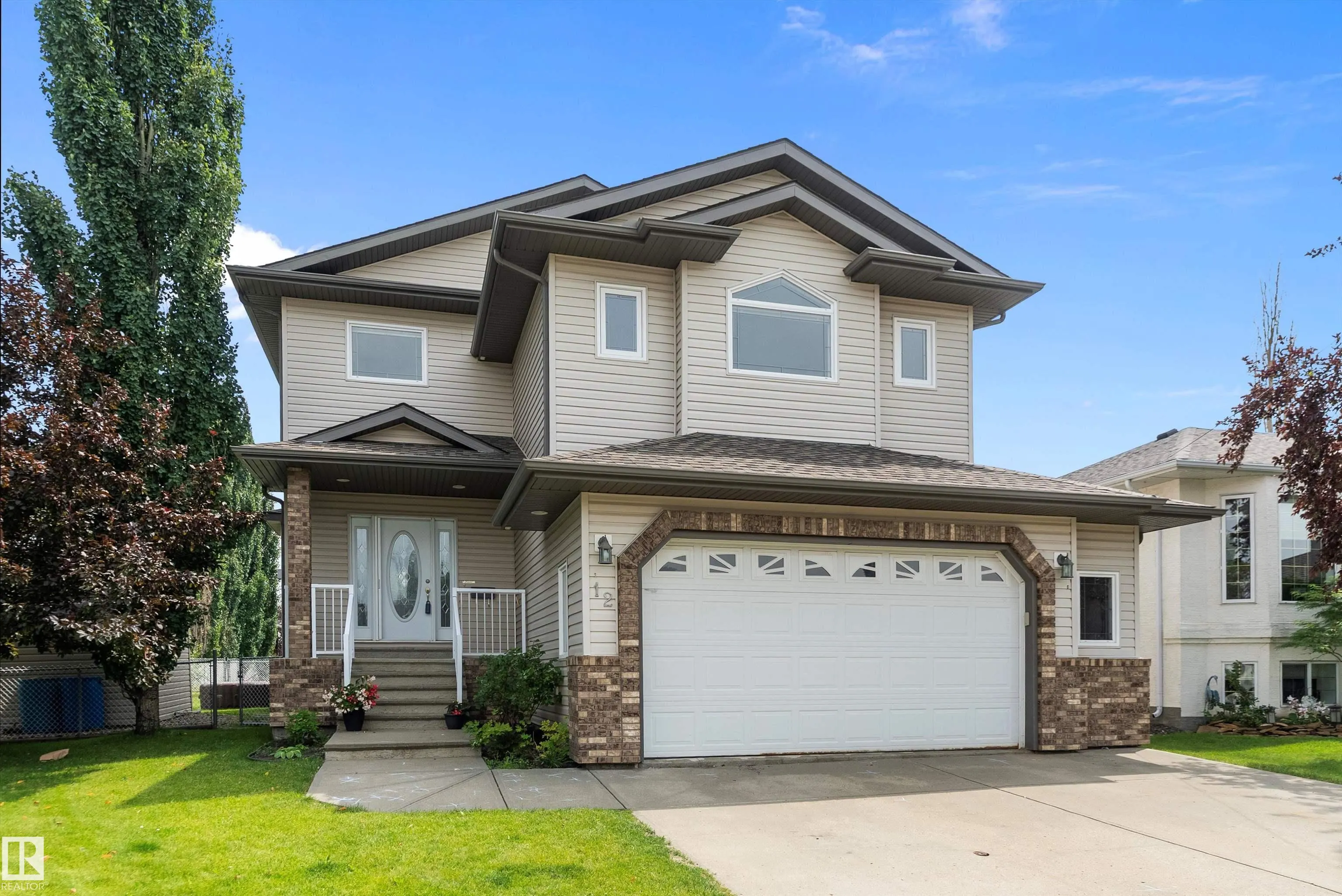 12 BIRCHWOOD Close