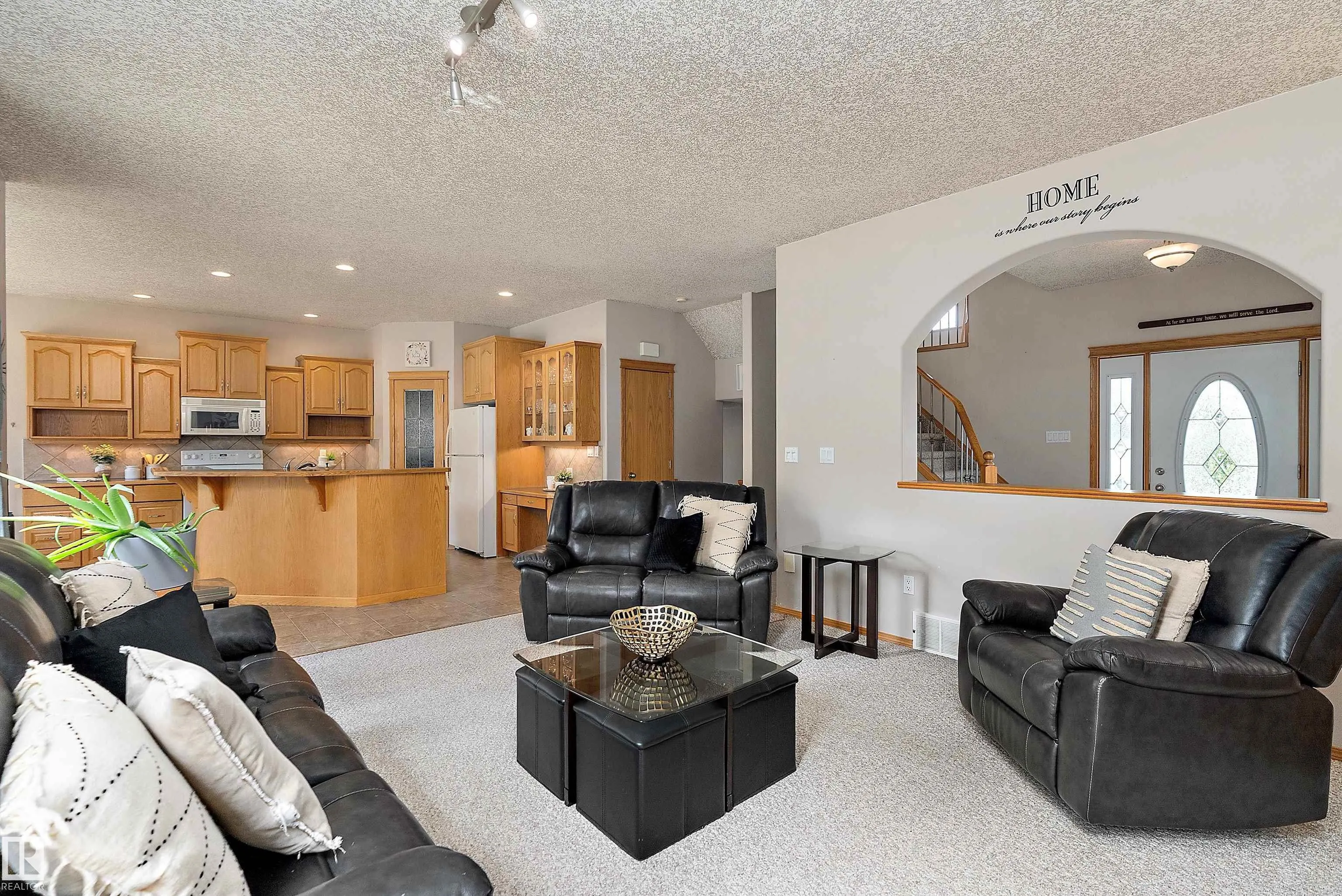 12 BIRCHWOOD Close