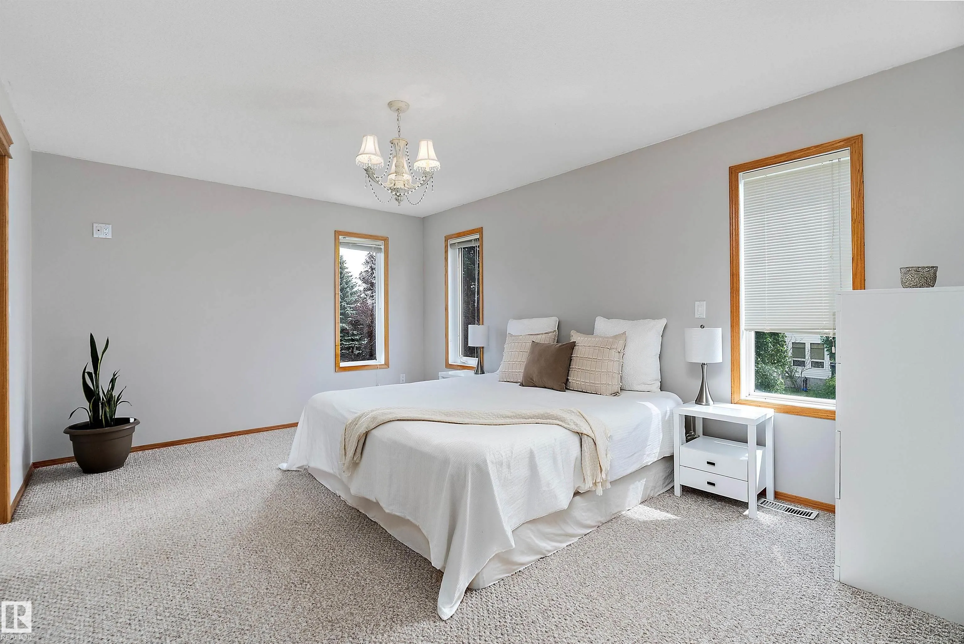 12 BIRCHWOOD Close