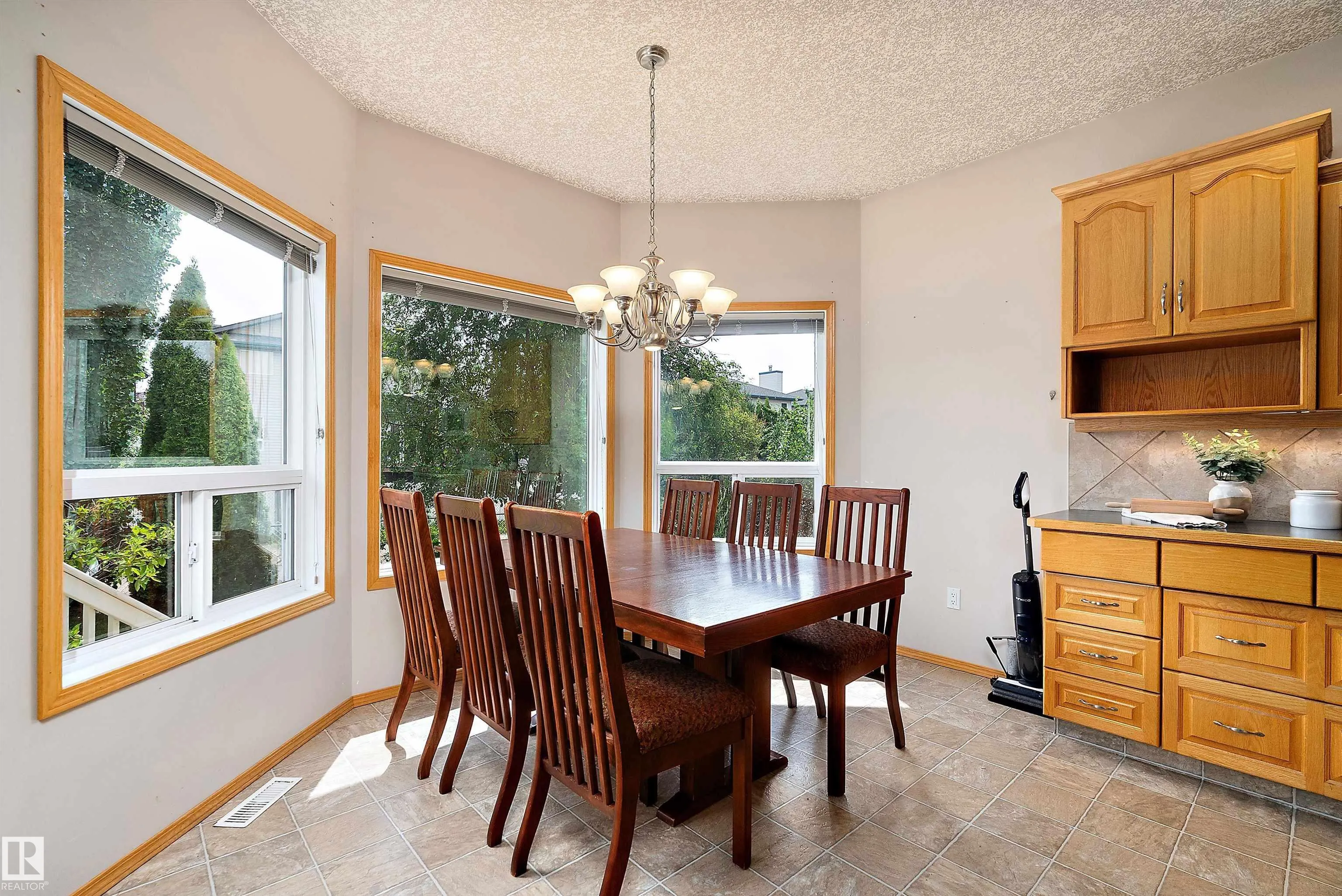 12 BIRCHWOOD Close