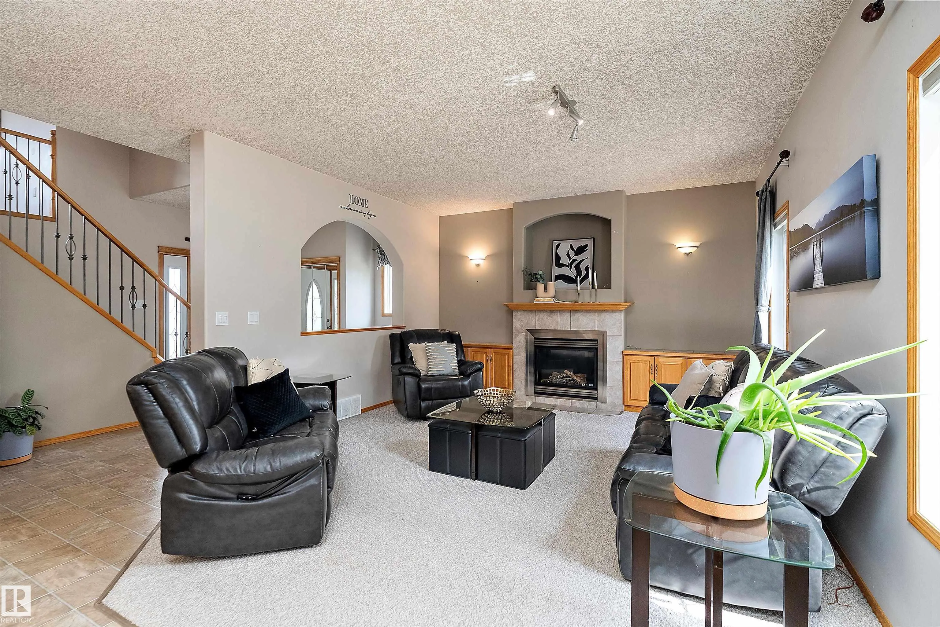 12 BIRCHWOOD Close