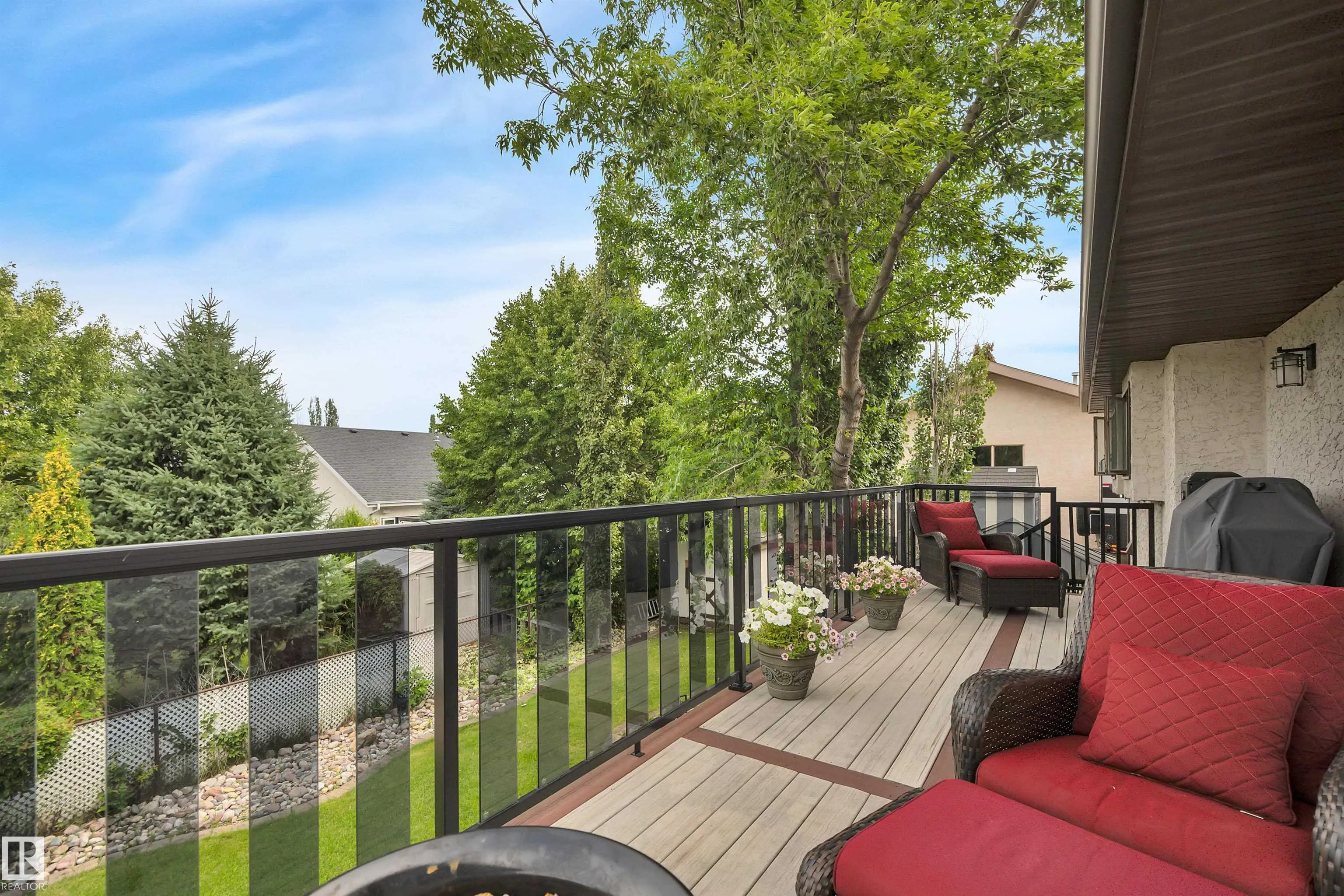 7 FIELDSTONE Cove