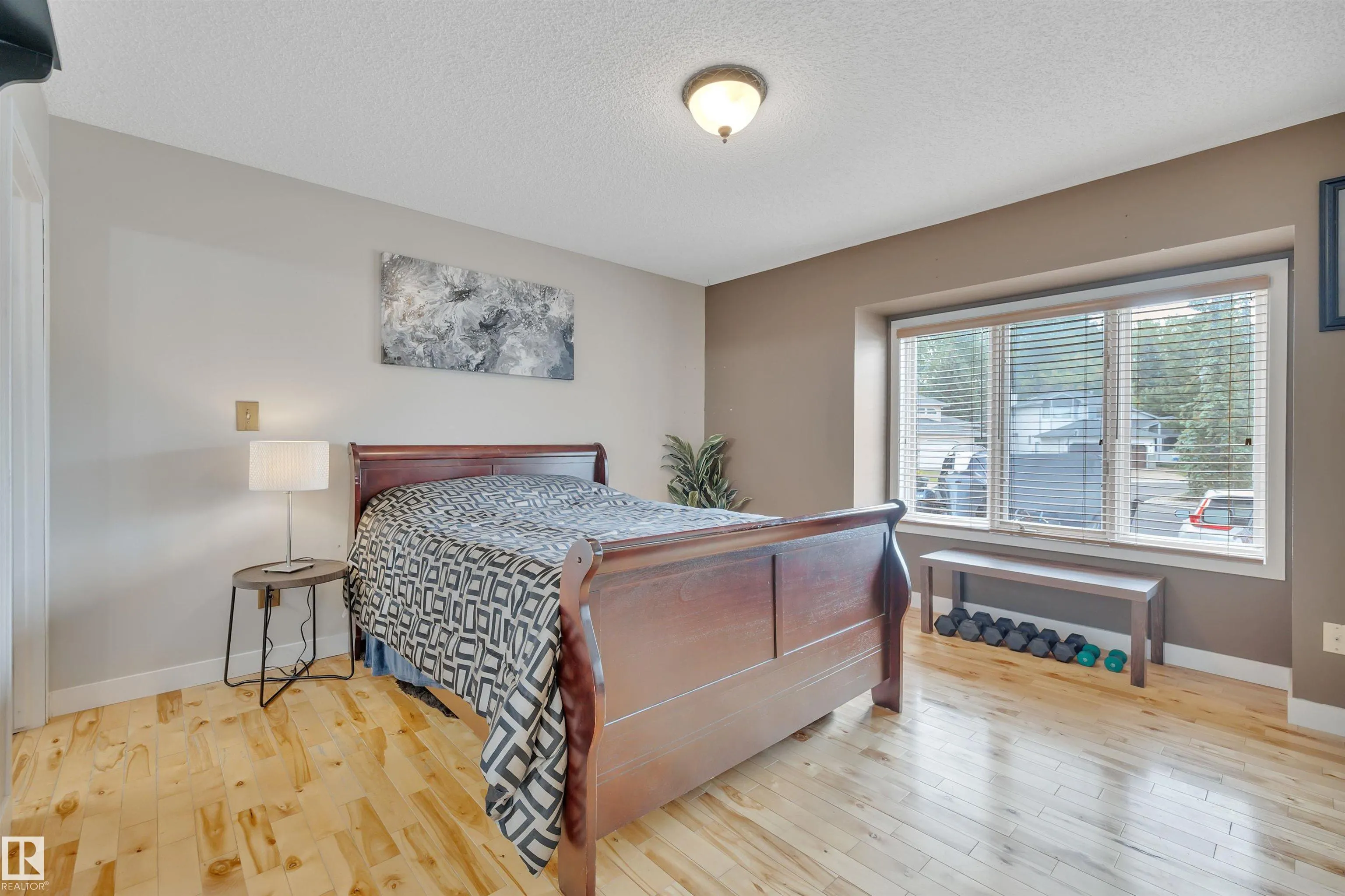 7 FIELDSTONE Cove