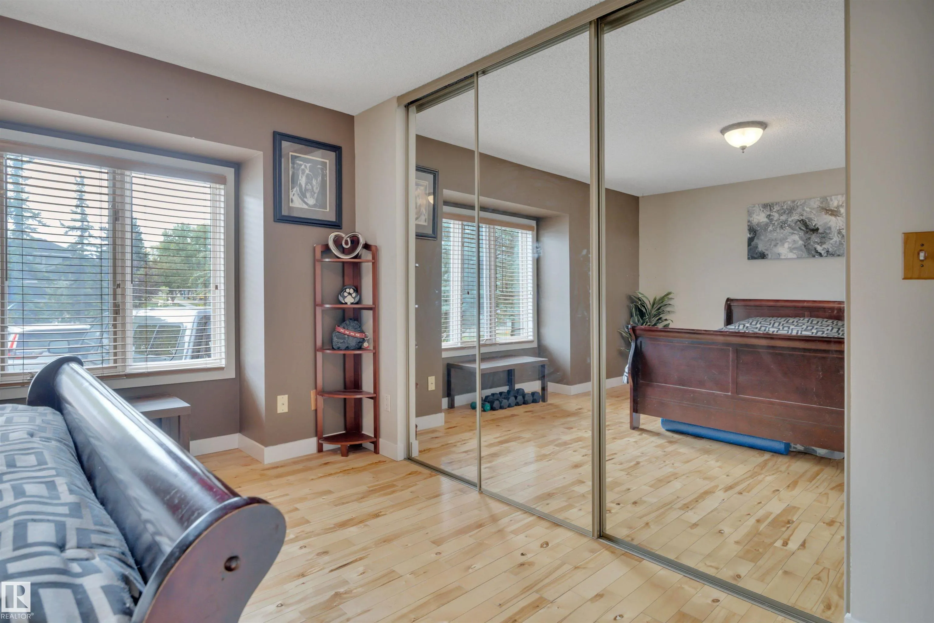 7 FIELDSTONE Cove