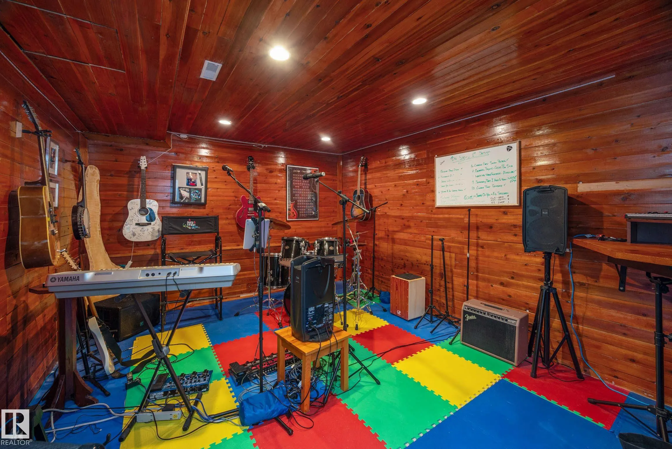 7 FIELDSTONE Cove