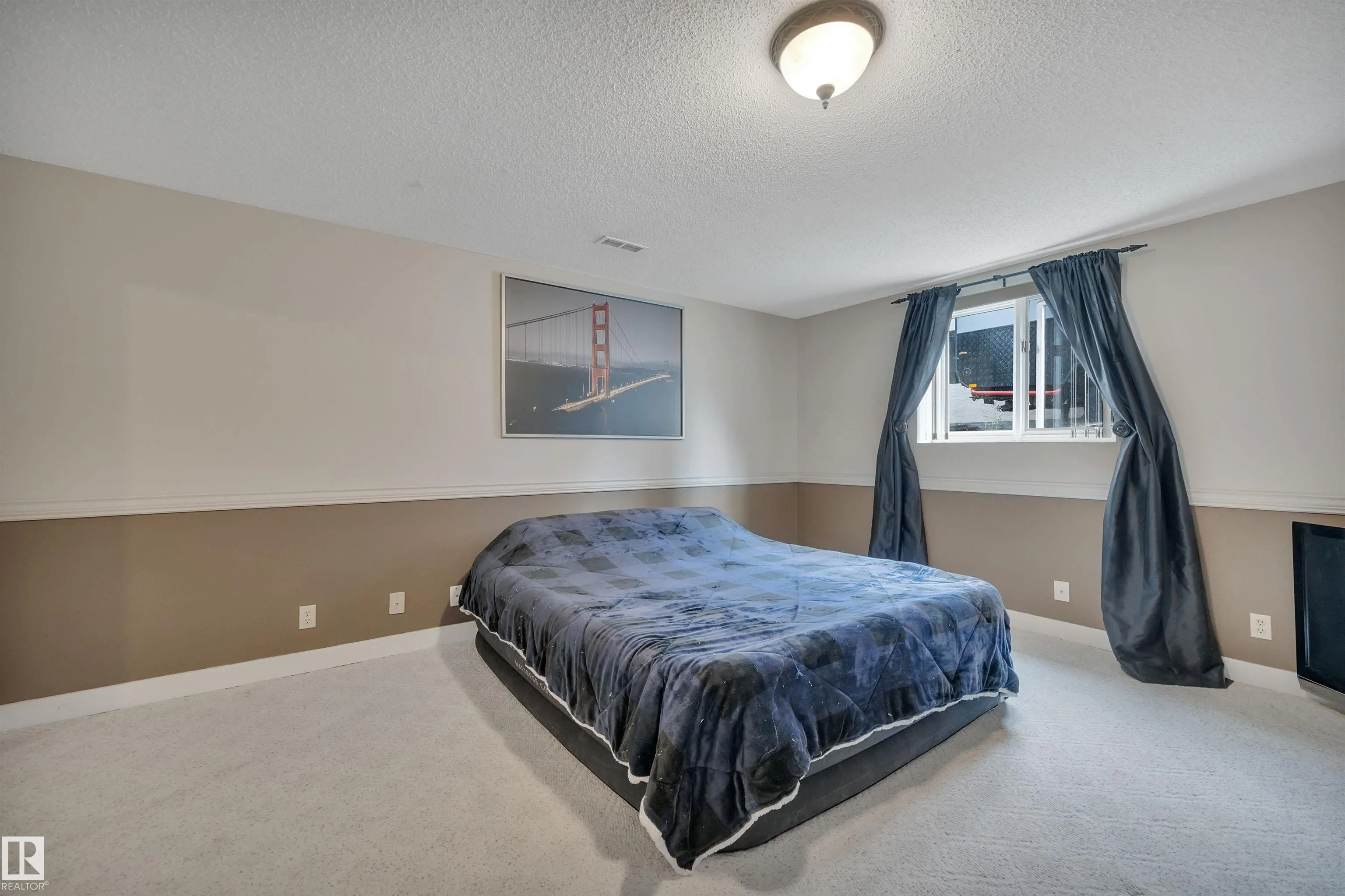 7 FIELDSTONE Cove