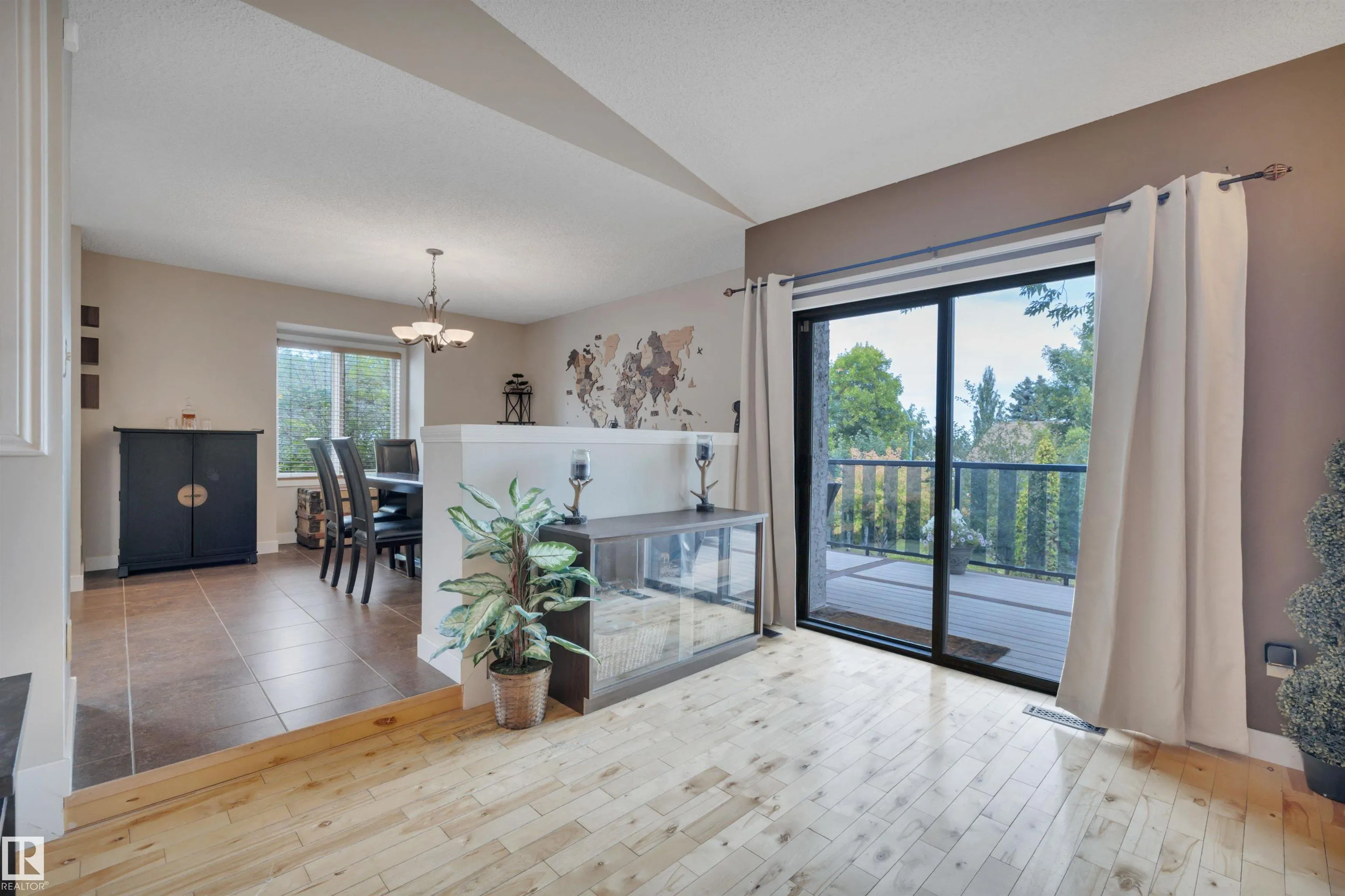 7 FIELDSTONE Cove
