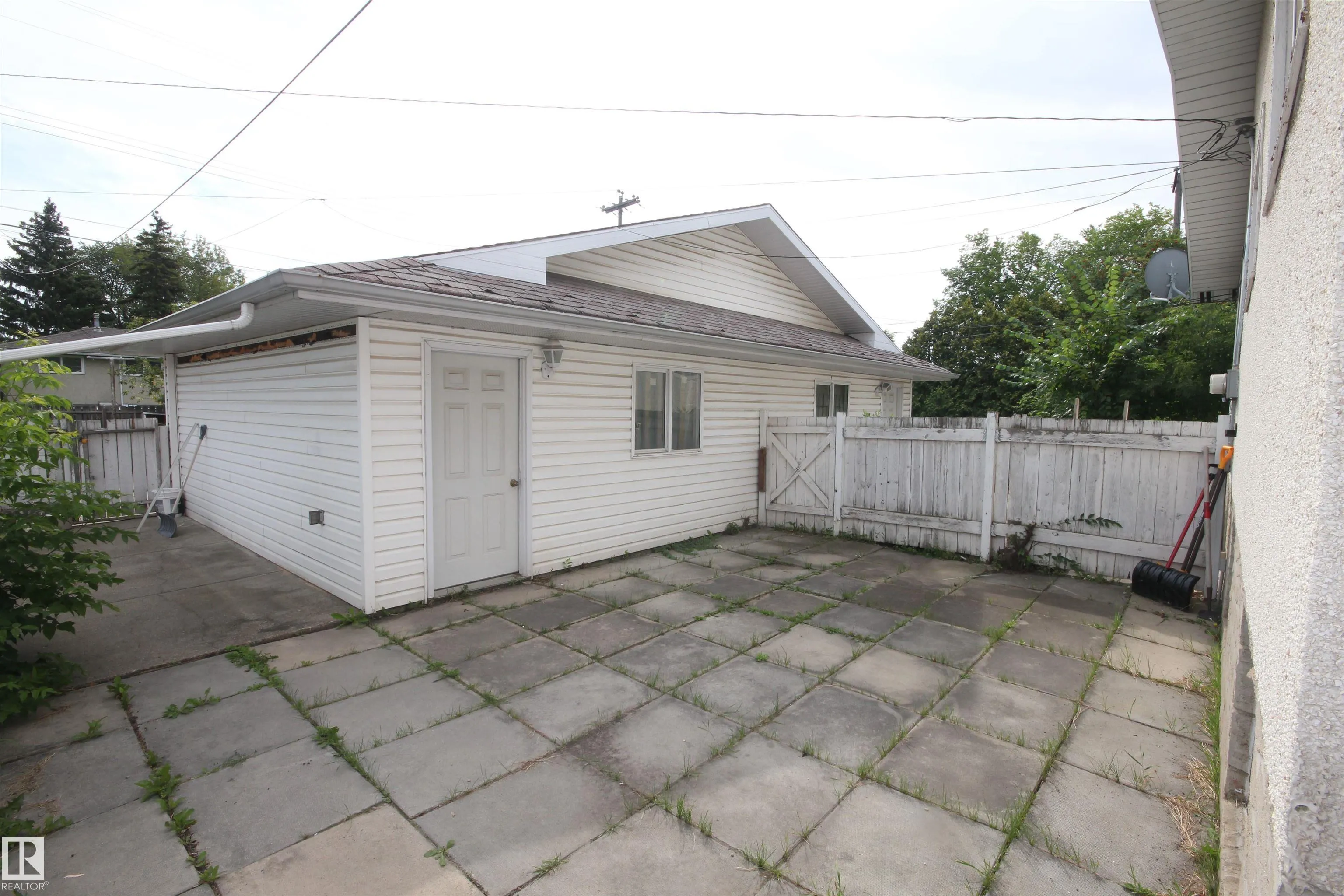 12907 & 12909 123 Street