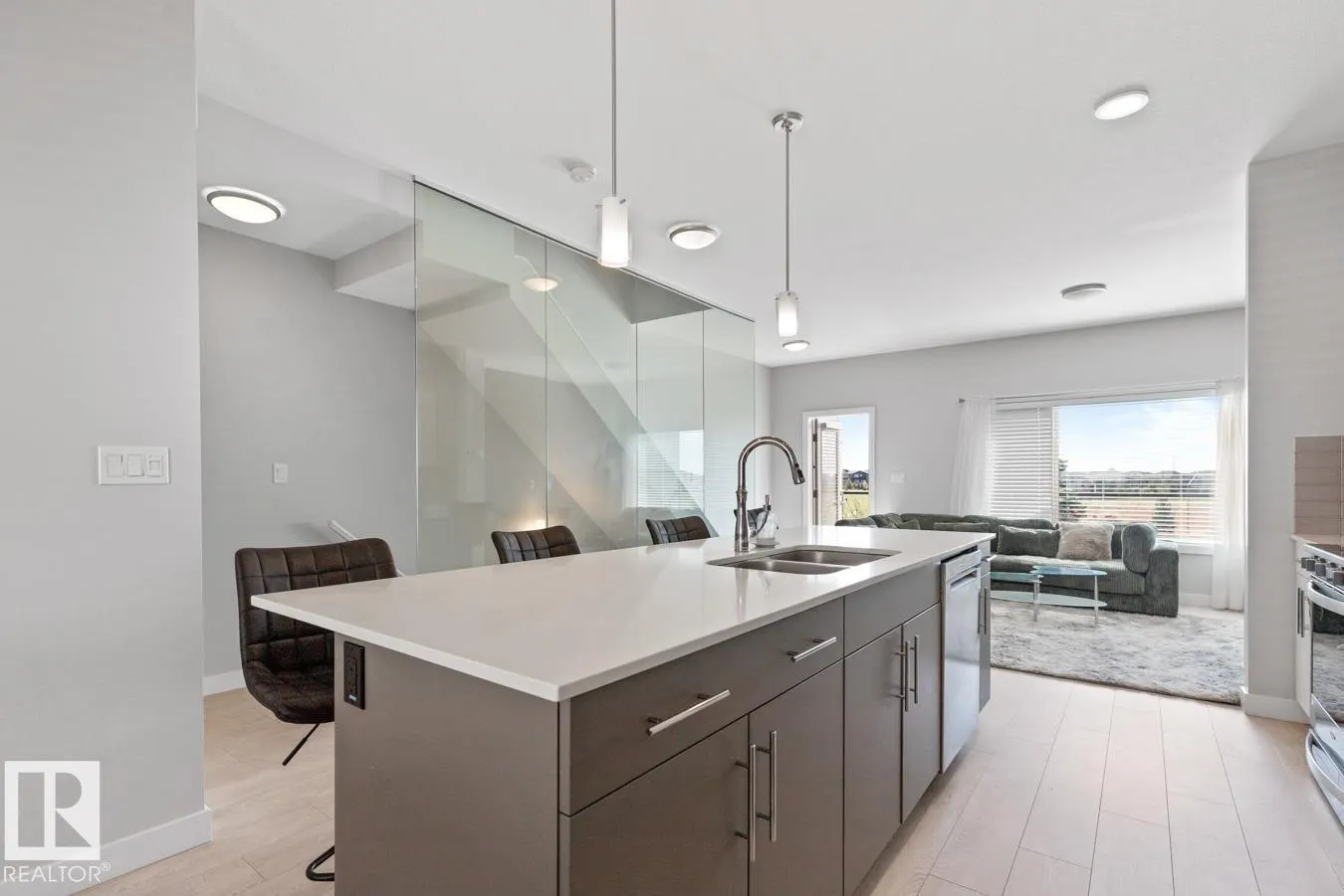 1115 KESWICK Drive