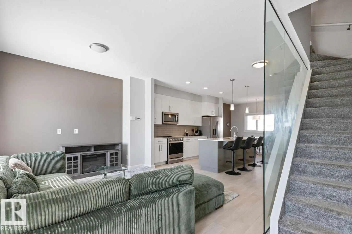 1115 KESWICK Drive