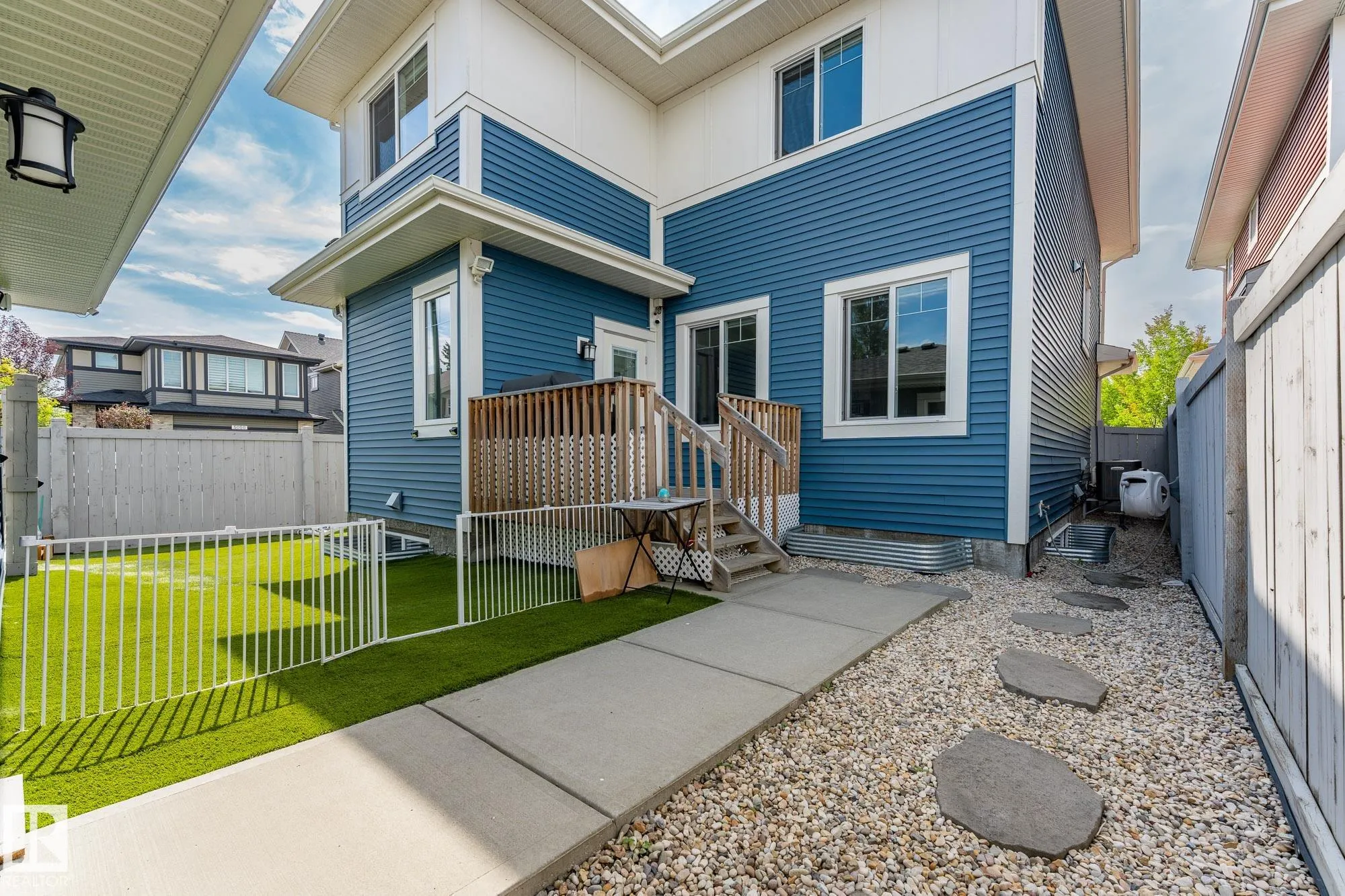 5203 ADMIRAL WALTER HOSE Street