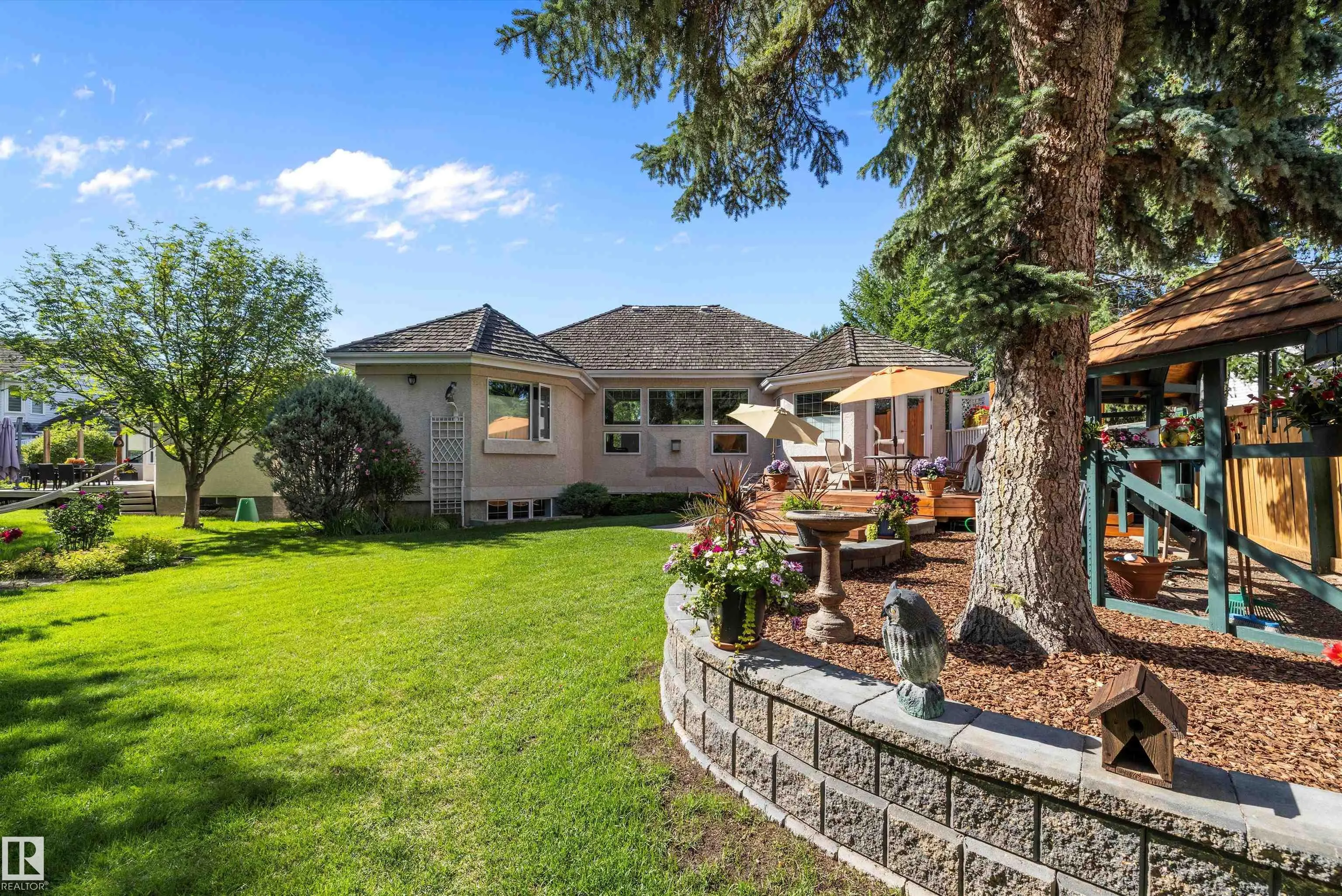 75 BLACKBURN Drive
