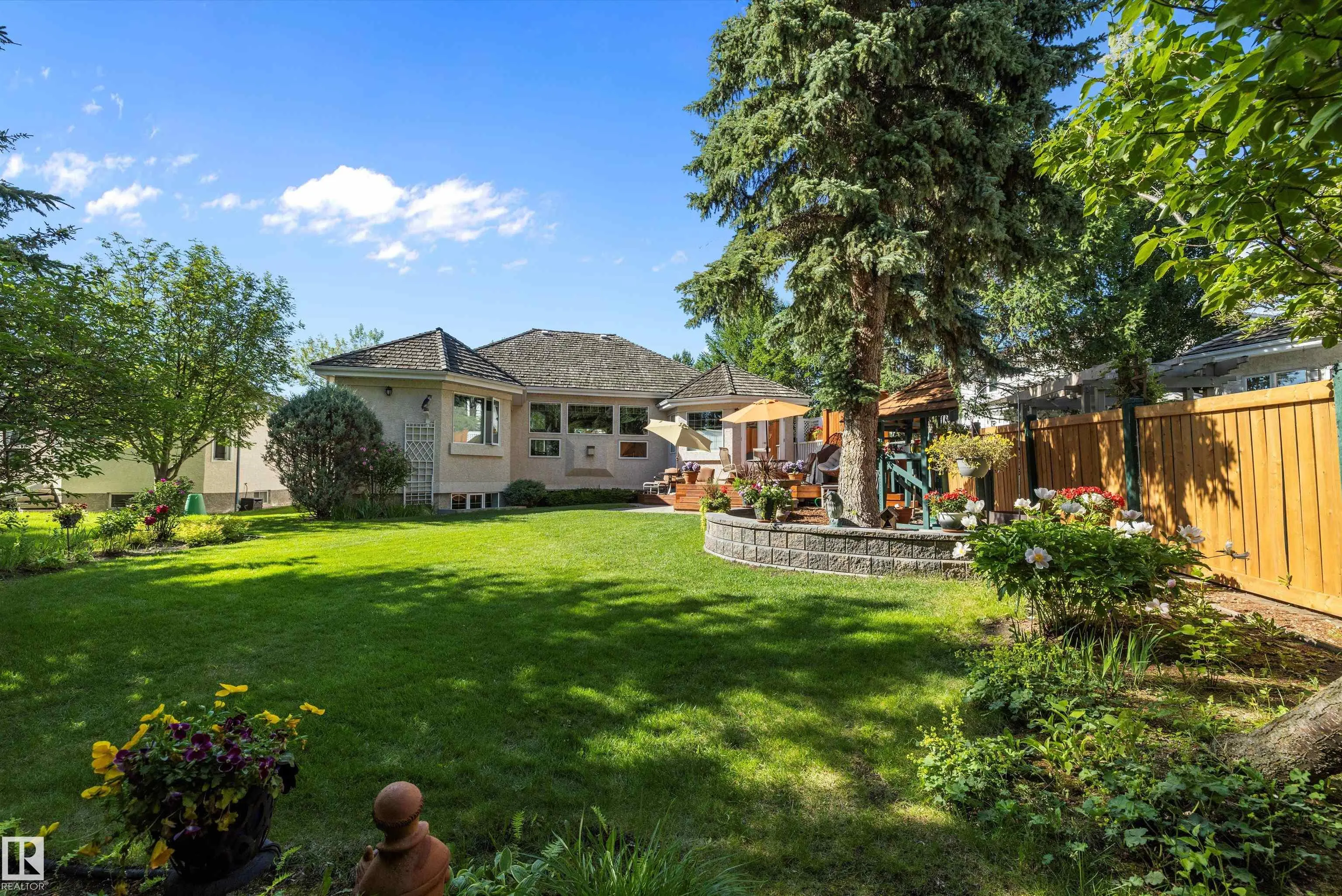 75 BLACKBURN Drive