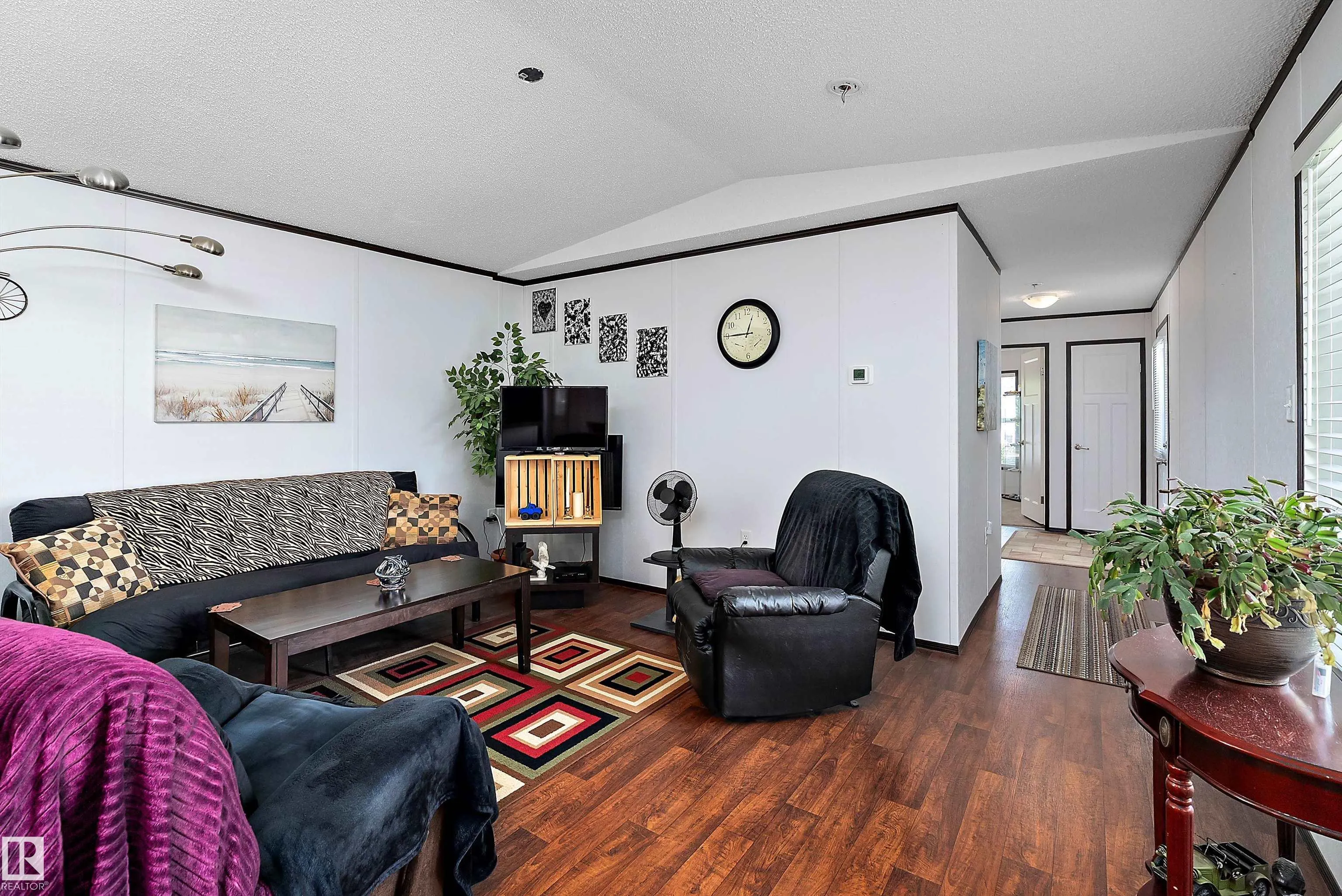 100 Willow Park Estates