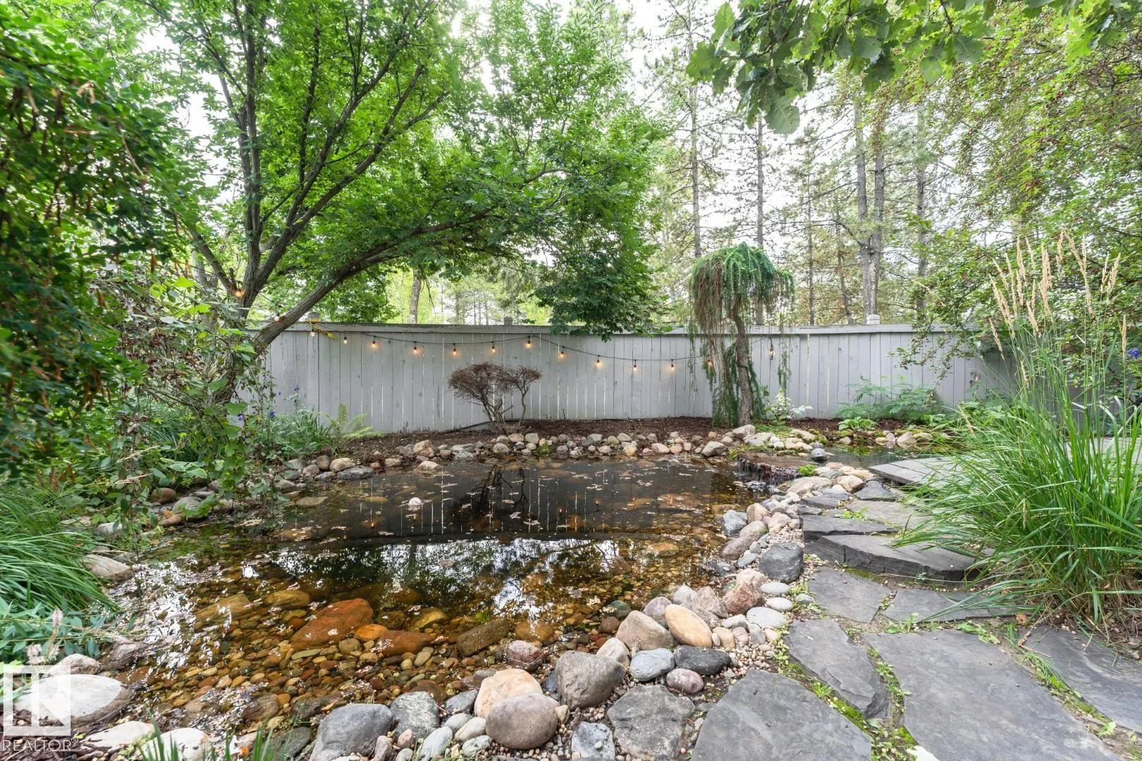160 CARLSON Close