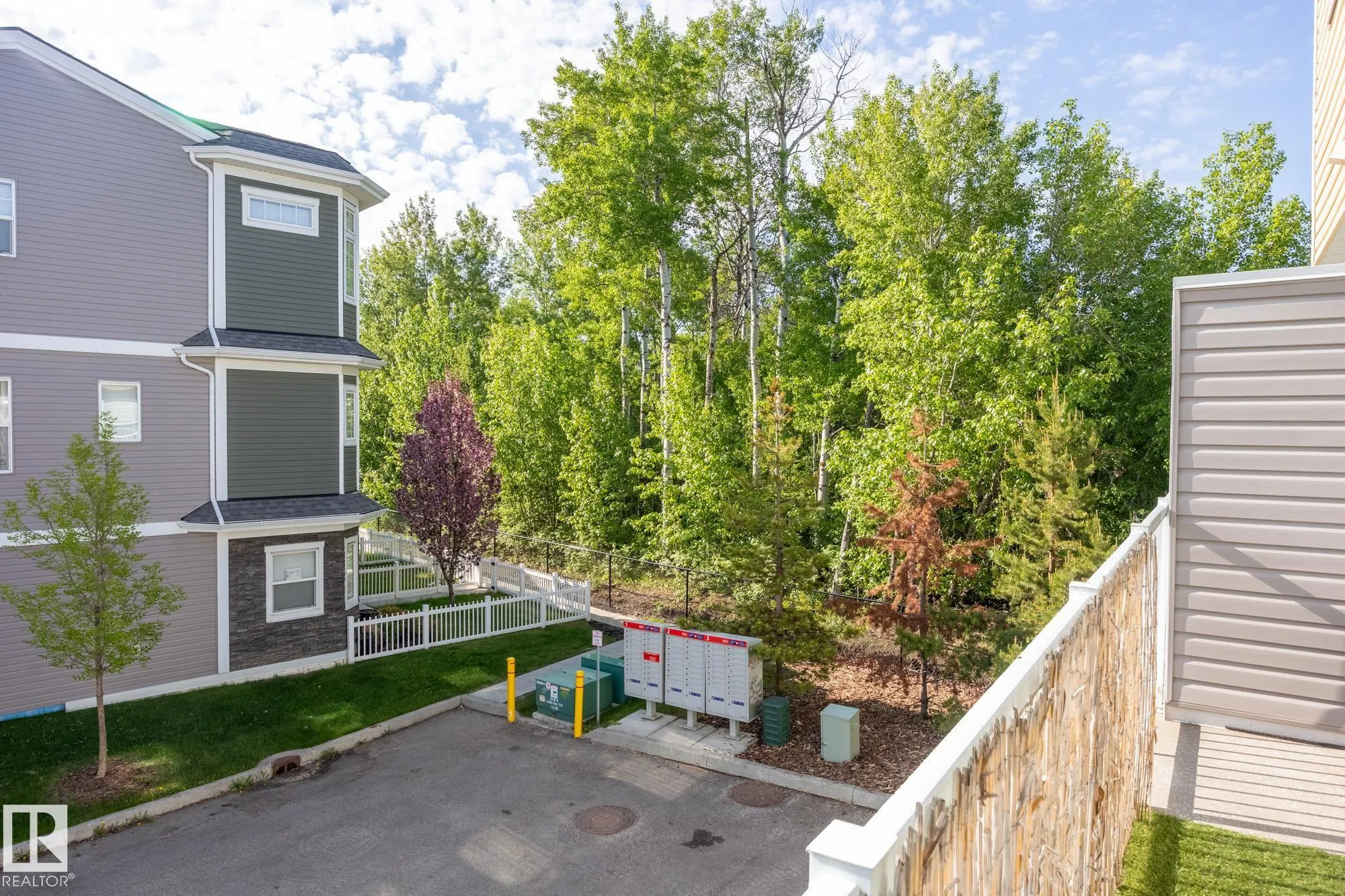 150 EVERITT DR