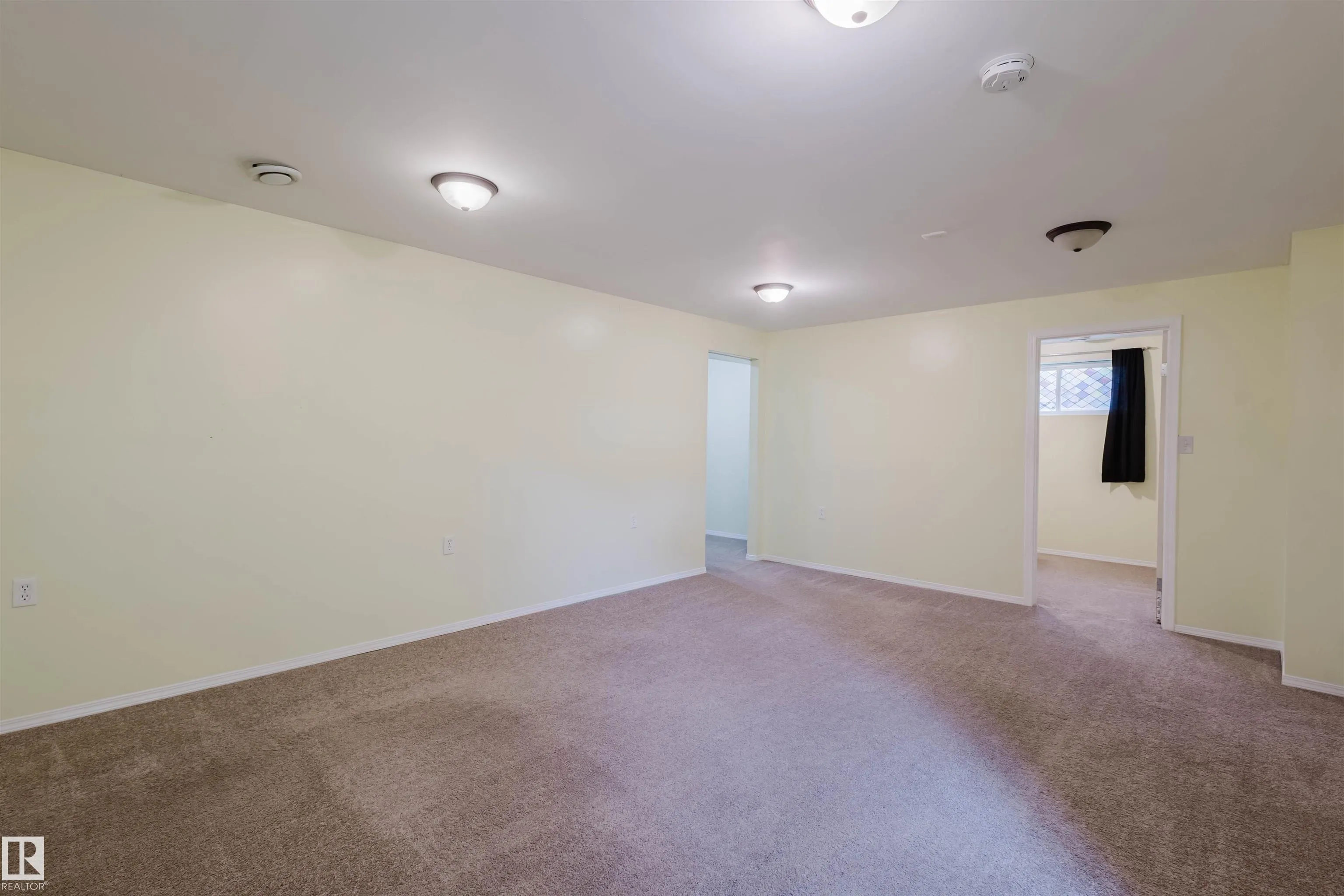 2611 HANNA Crescent