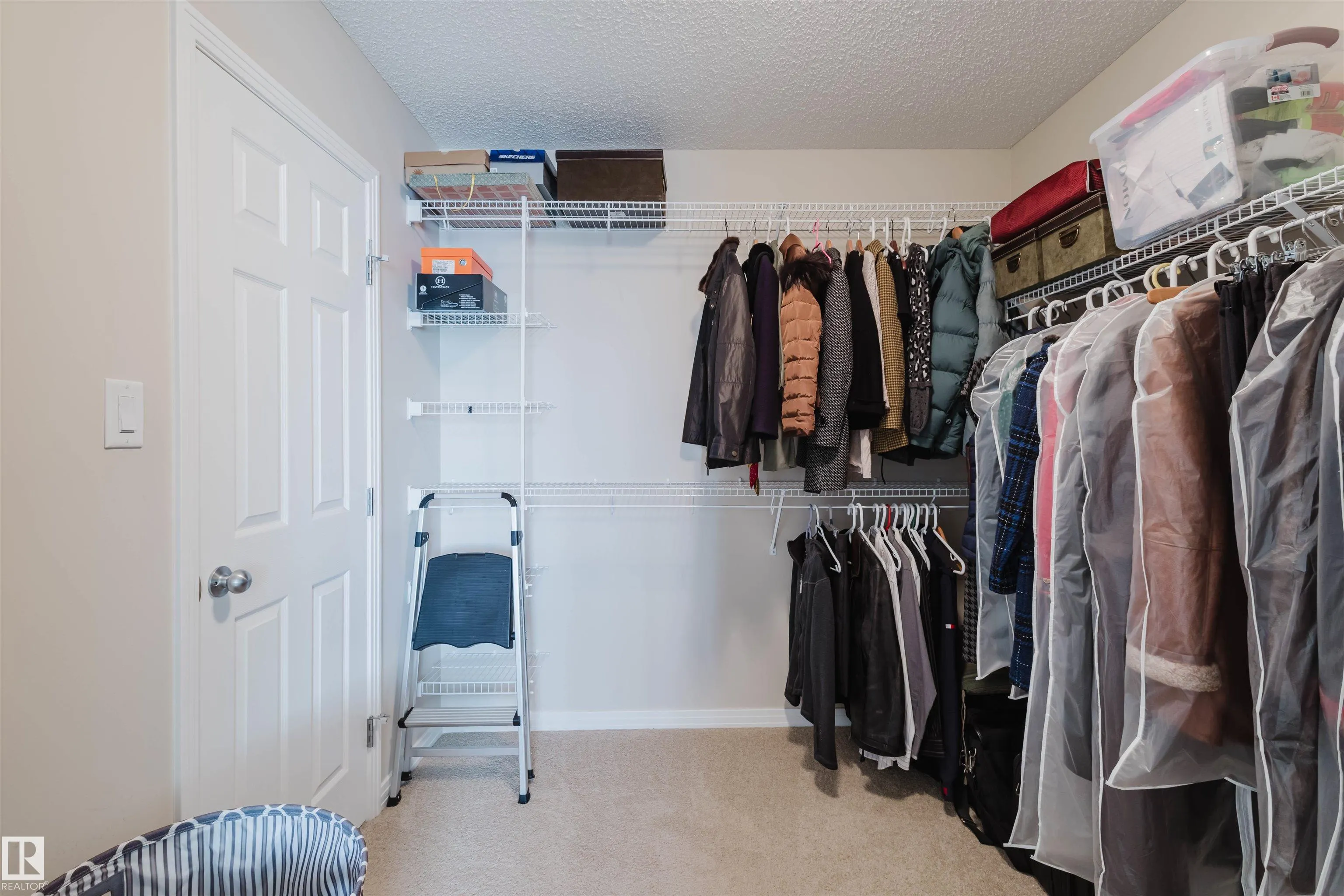 6731 SPEAKER Place