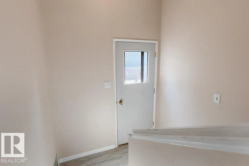 12 FALLHAVEN Place