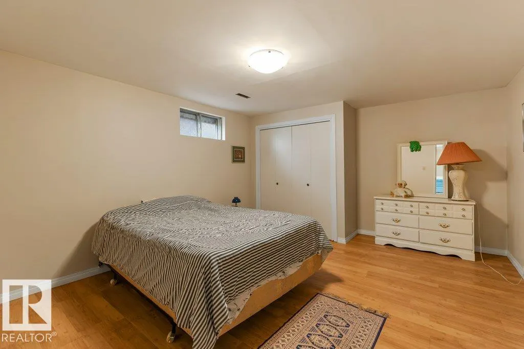12 FALLHAVEN Place
