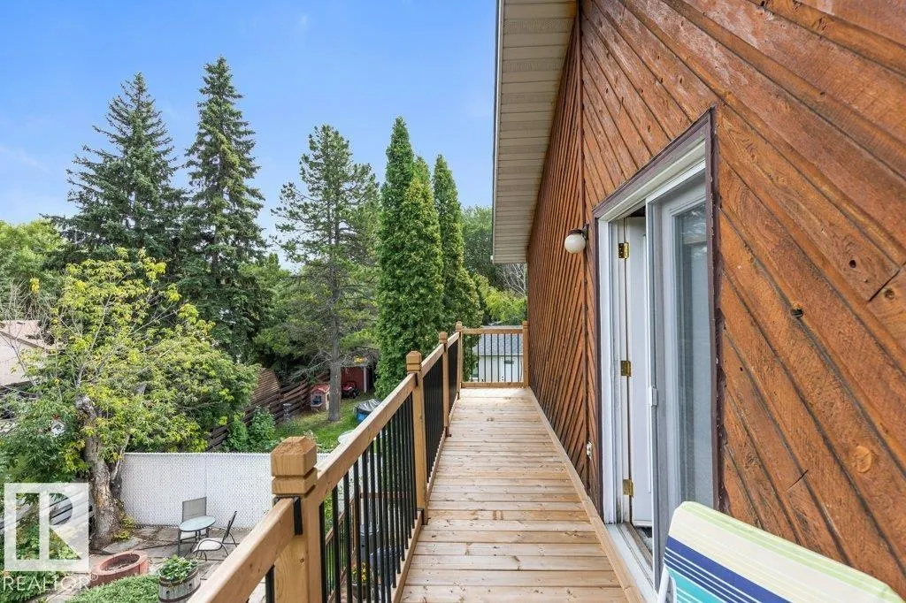 12 FALLHAVEN Place