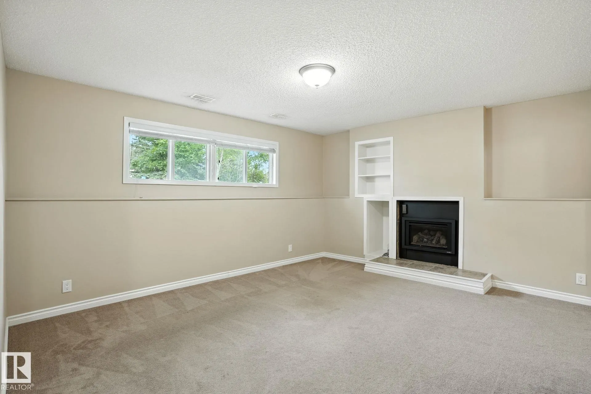 14 LEBLANC Place