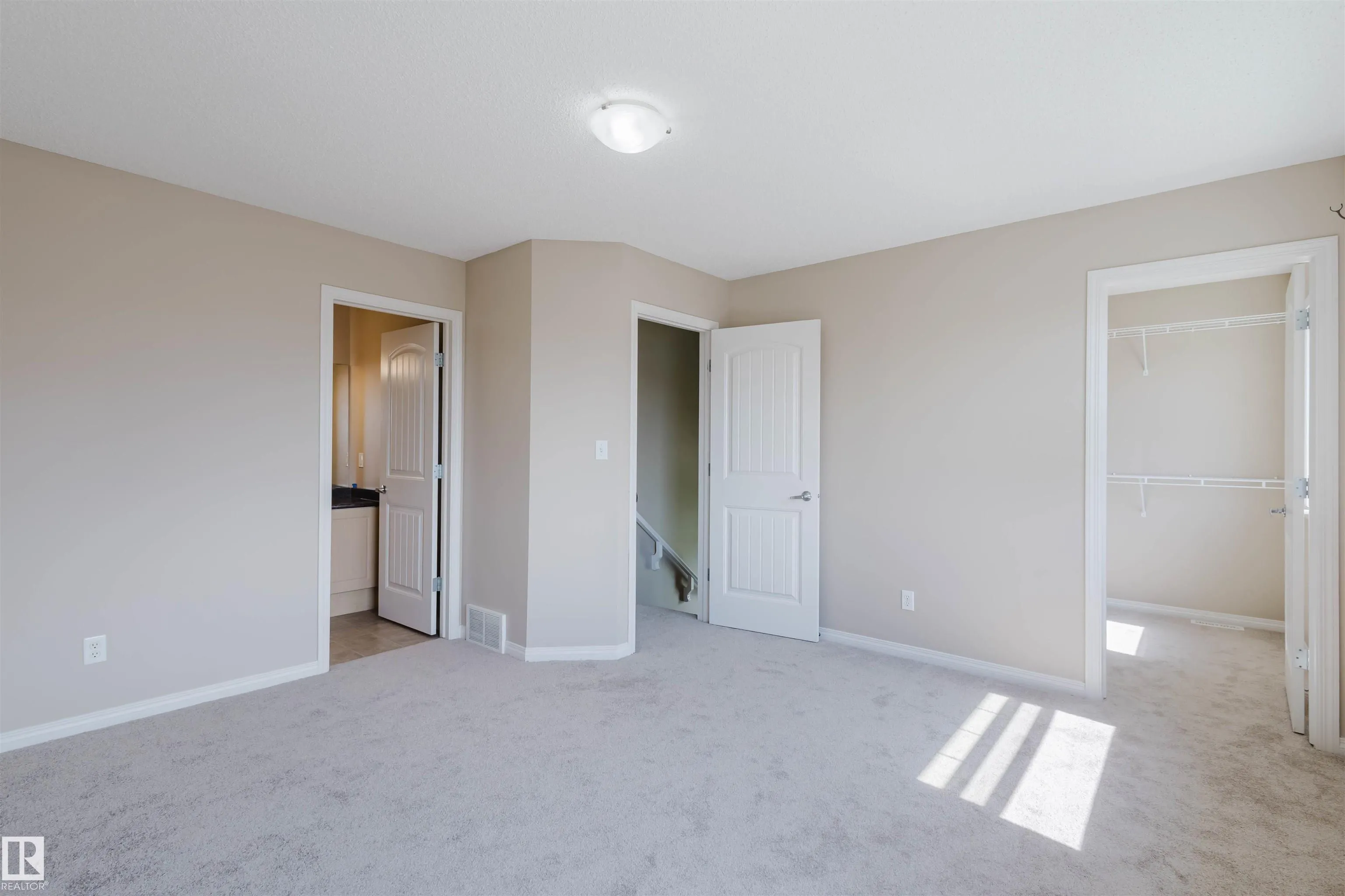 9235 SCOTT Lane